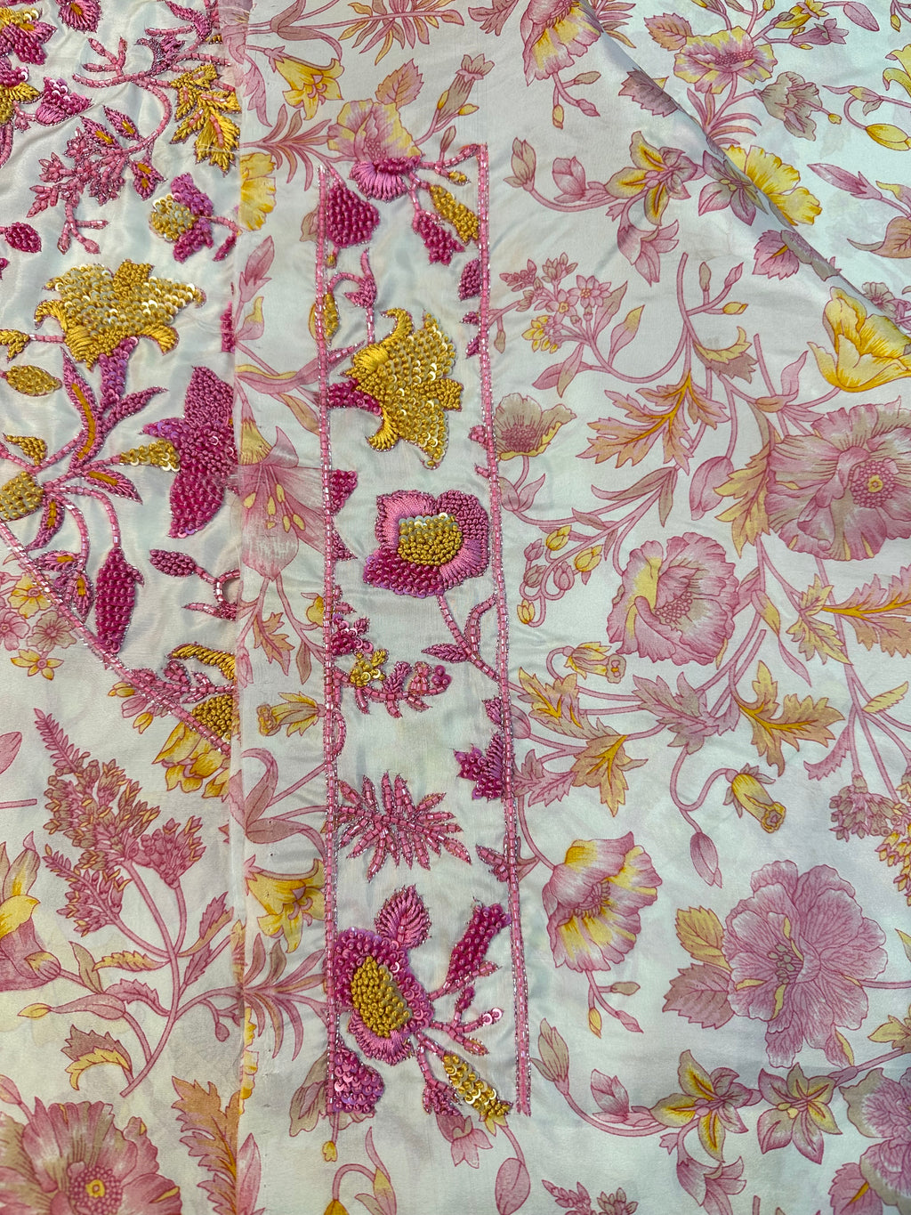 Lara - F106 - Pink Crepe Mukhawar