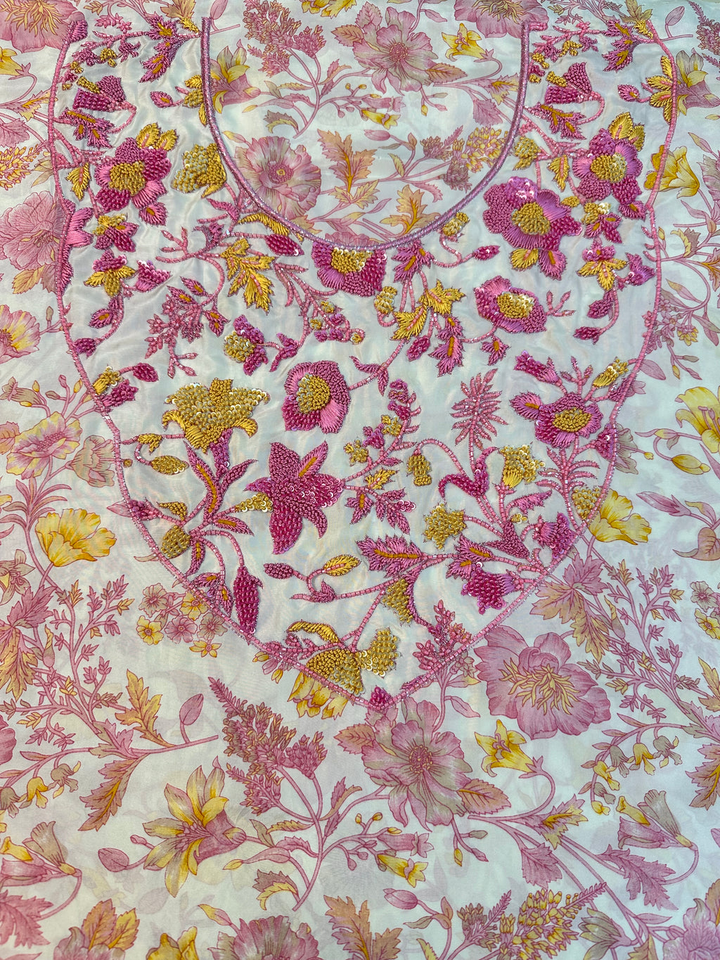 Lara - F106 - Pink Crepe Mukhawar