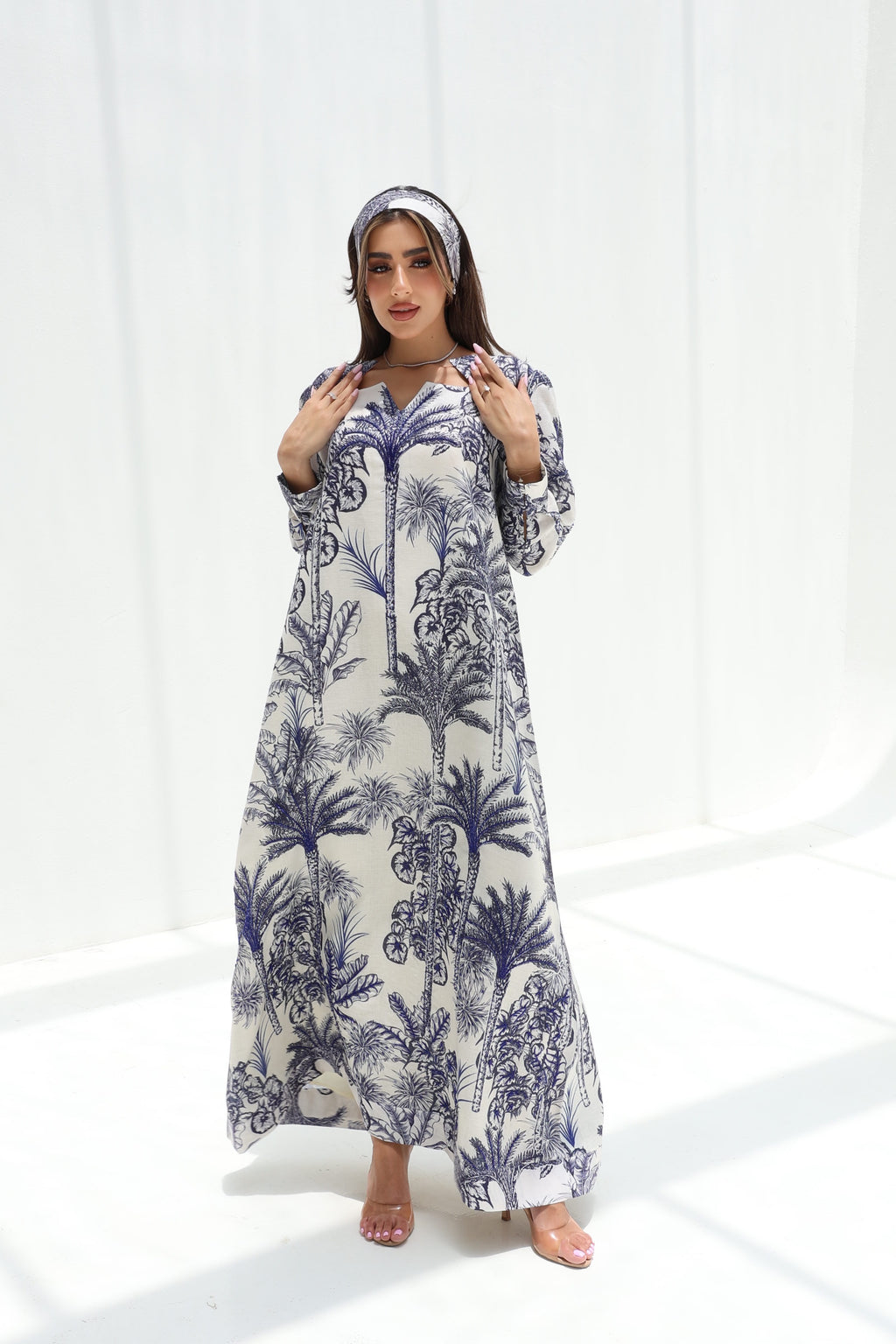 Waha — L192 — Jungle Palm Toile Linen Jalabiya with Embroidery