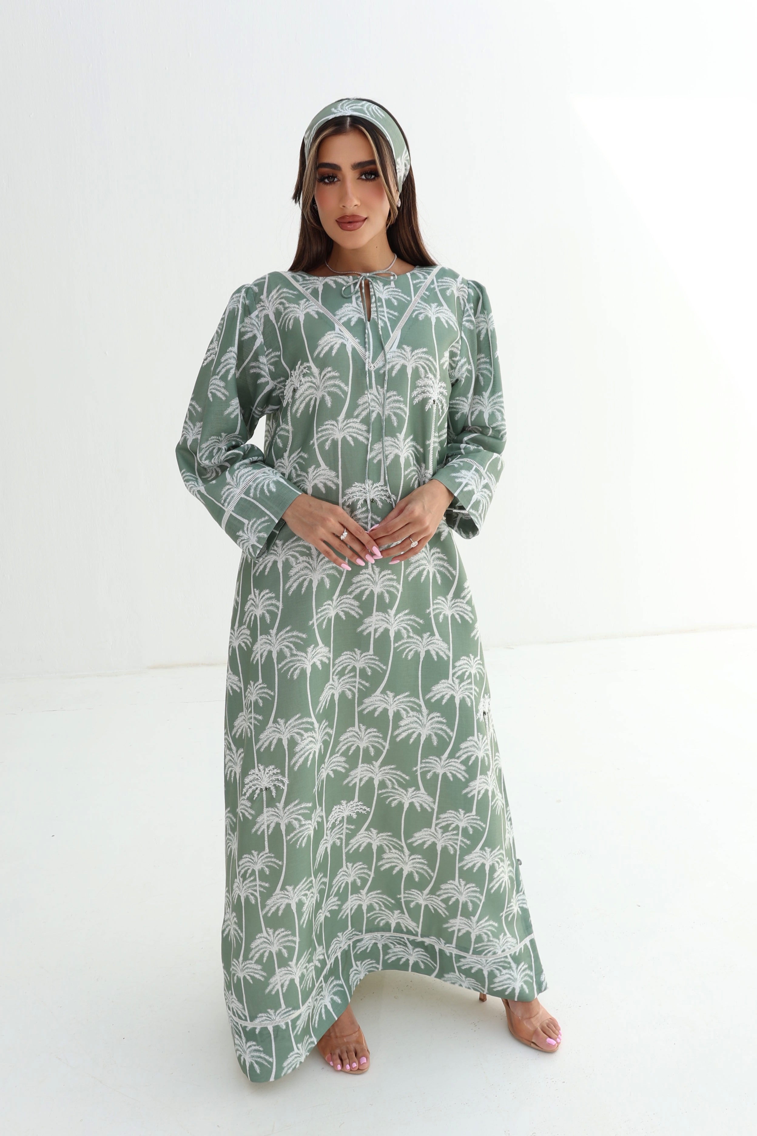 Zill — L186 — Sage Palm Print Linen Jalabiya with Embroidery