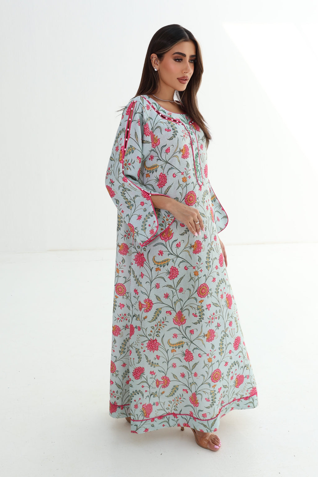 Bahar — L181 — Floral Vine Print Linen Jalabiya