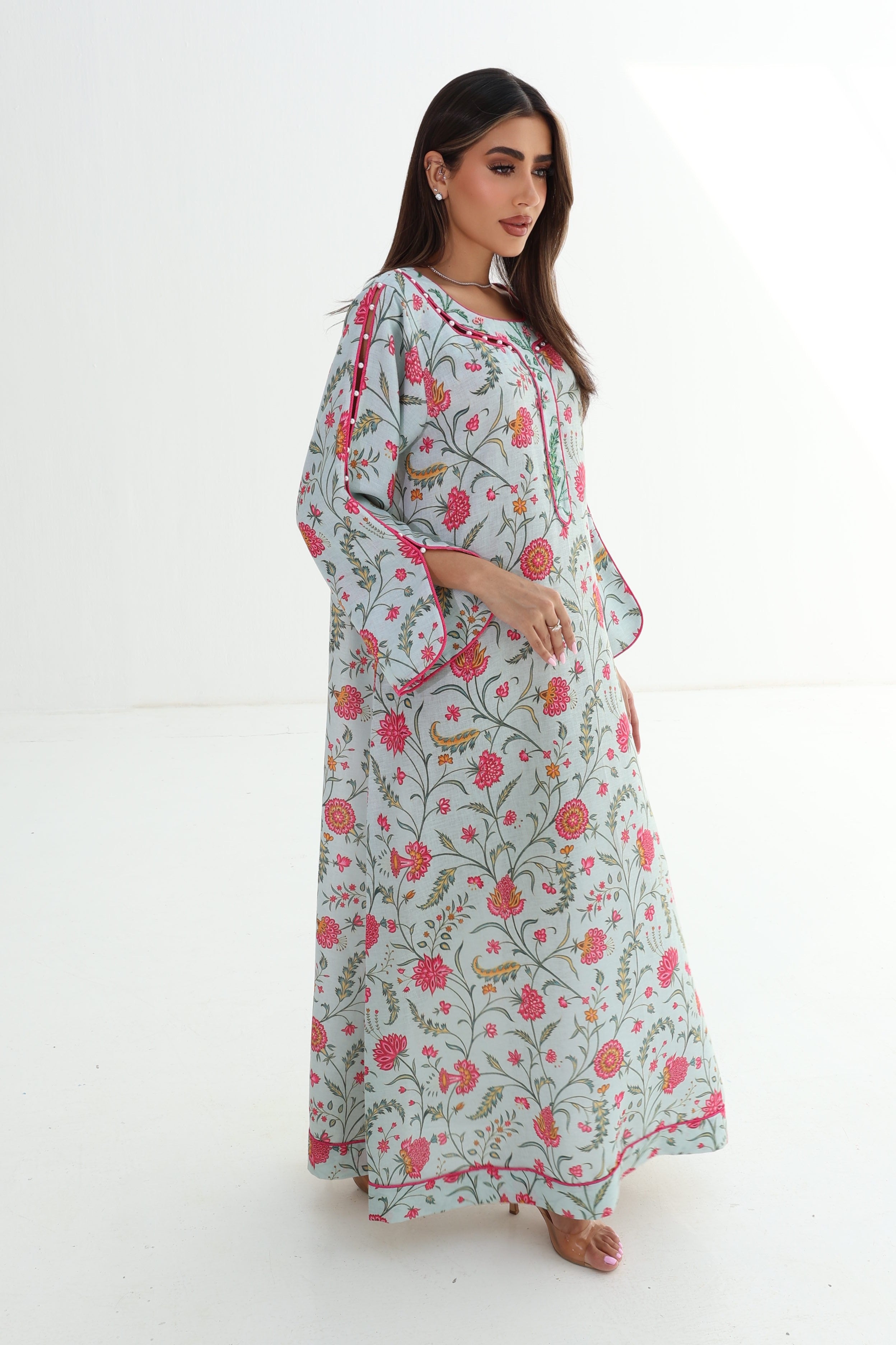 Bahar — L181 — Floral Vine Print Linen Jalabiya