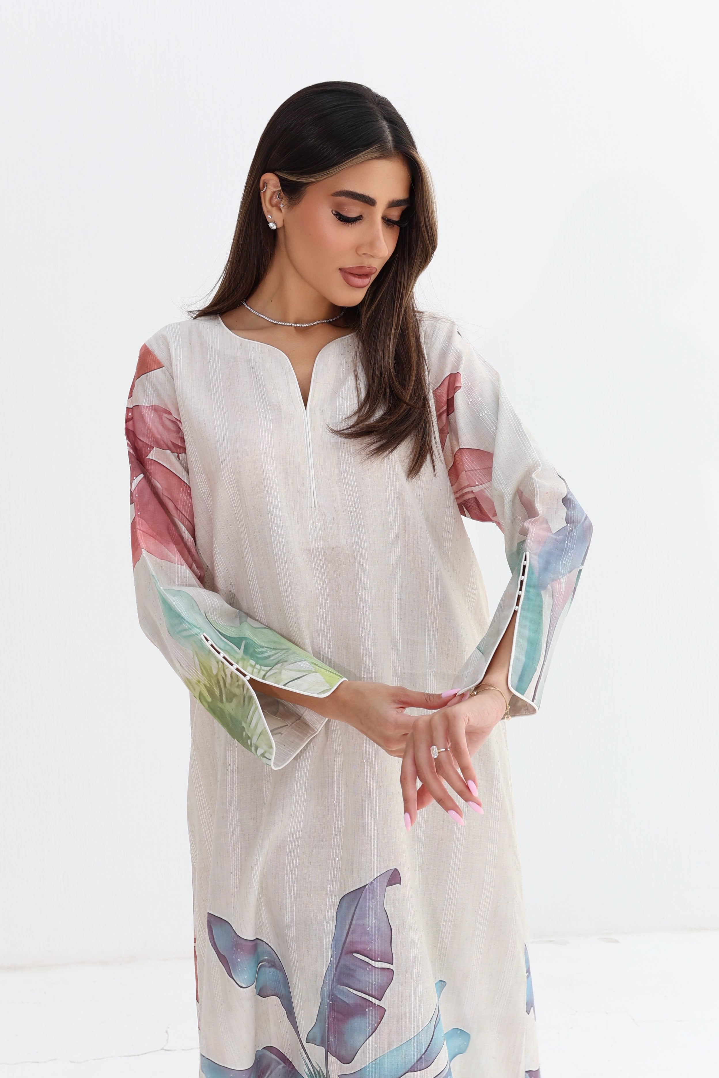 Mawja — C11 — Ivory Tropical Banana Leaf Placed Print Cotton Jalabiya