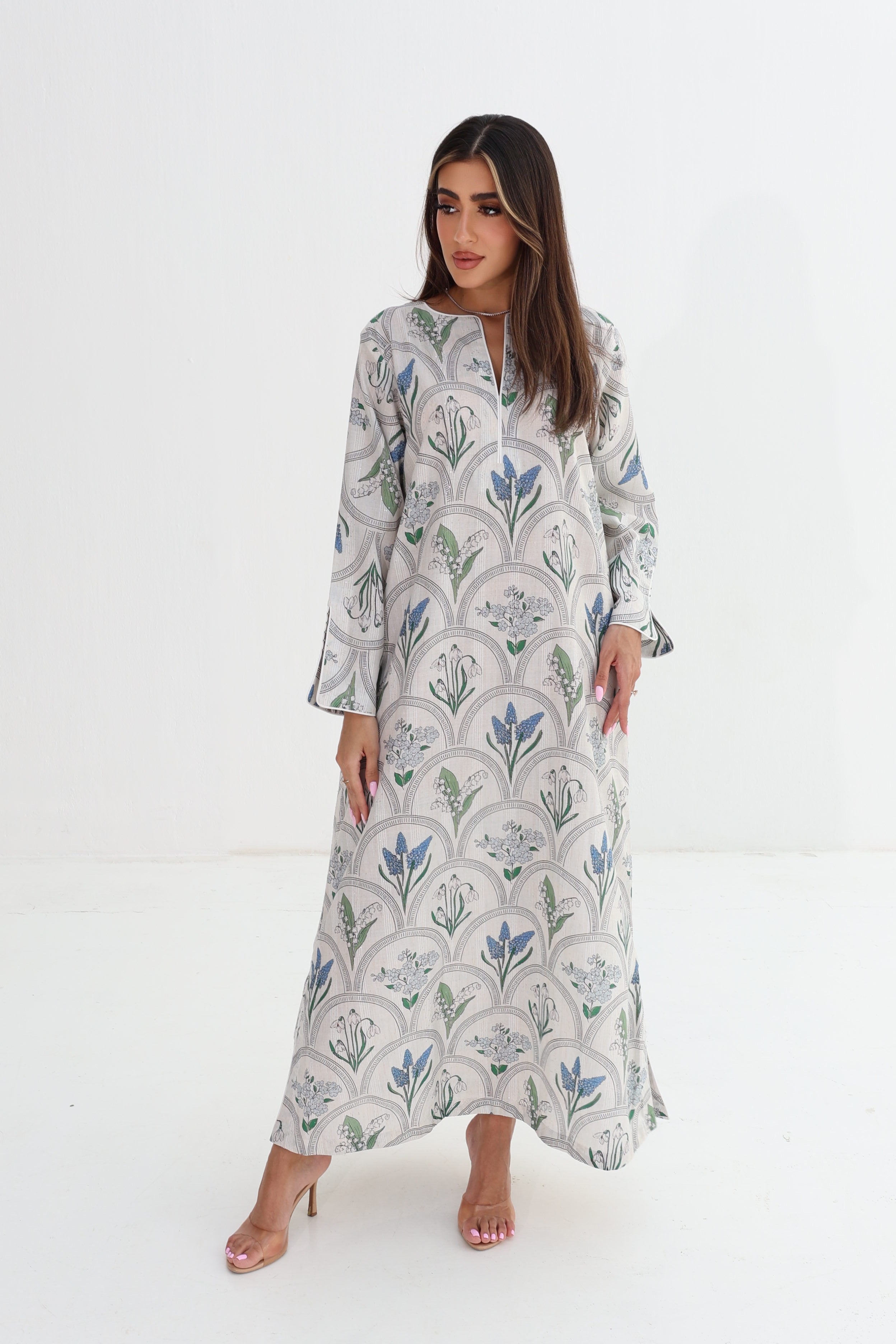 Qantara — C09 — Ivory Art Deco Arch Botanical Floral Cotton Jalabiya