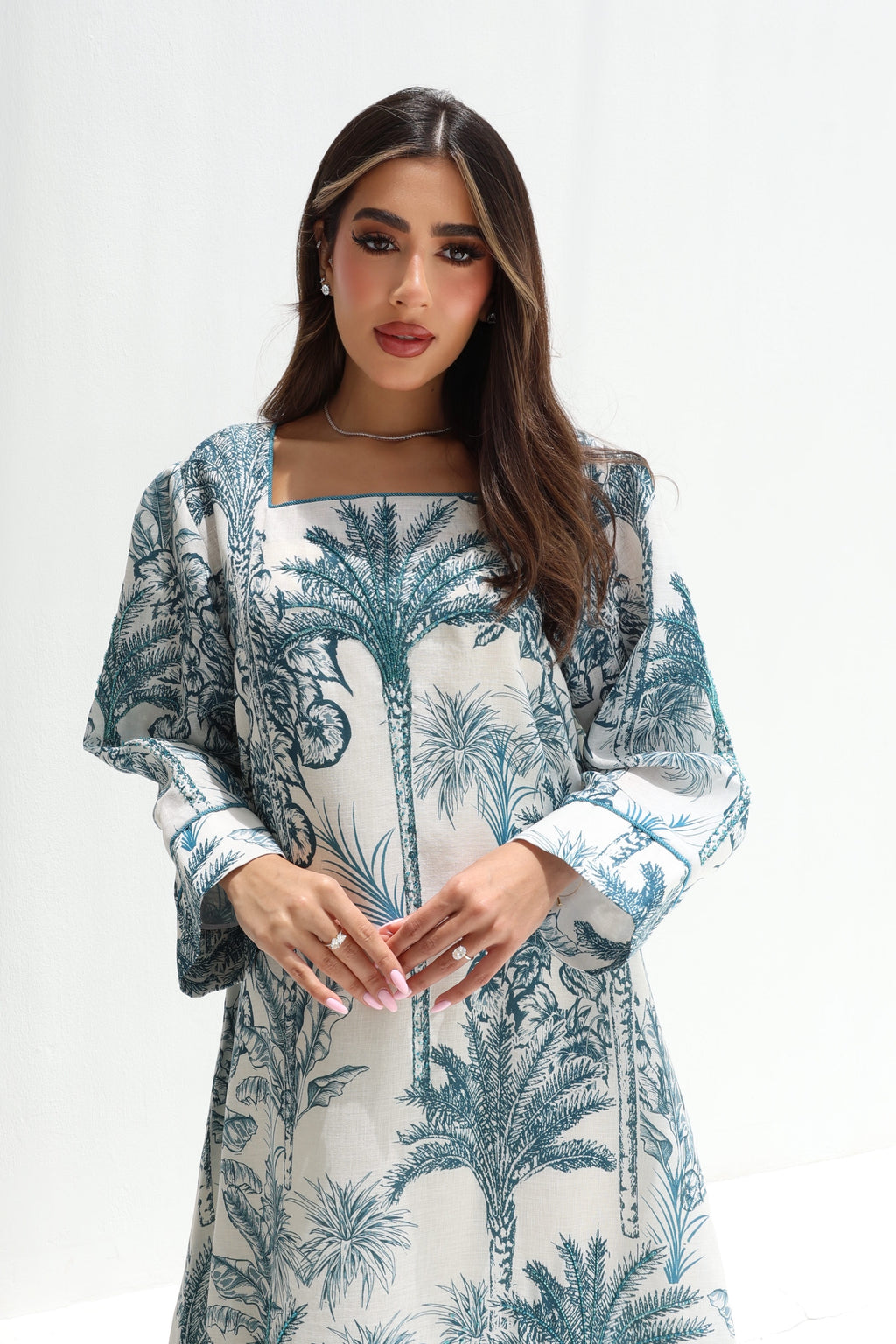 Zuhour — L193 — Jungle Palm Toile Linen Jalabiya with Embroidery