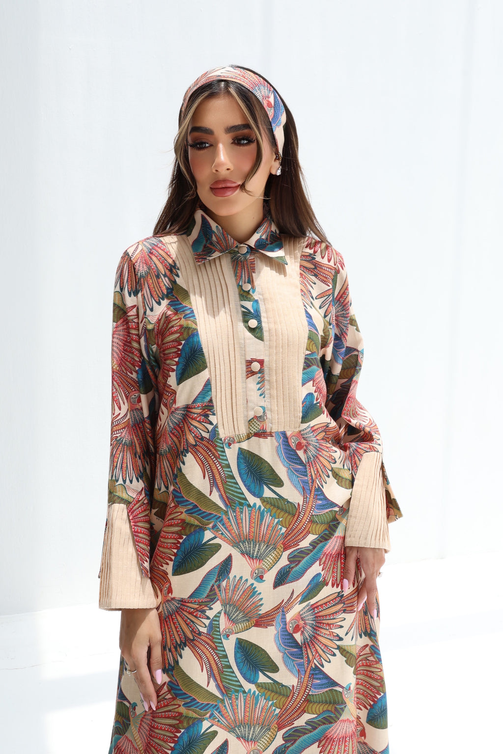 Tawoos — L169 — Exotic Bird Print Linen Jalabiya