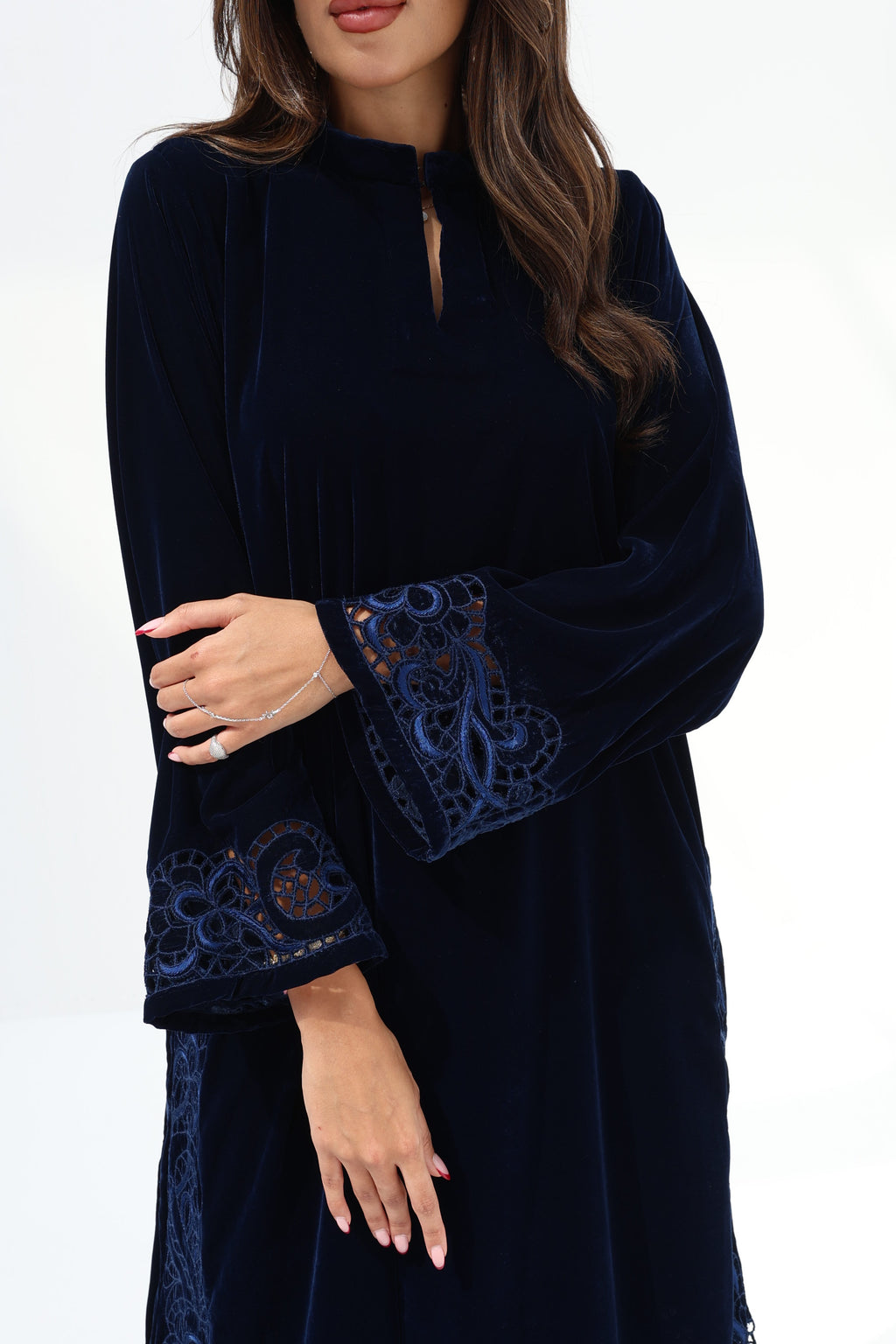 Layla Al Bahr — Velvet 2 - Navy Velvet Lace Embroidered Jalabiya