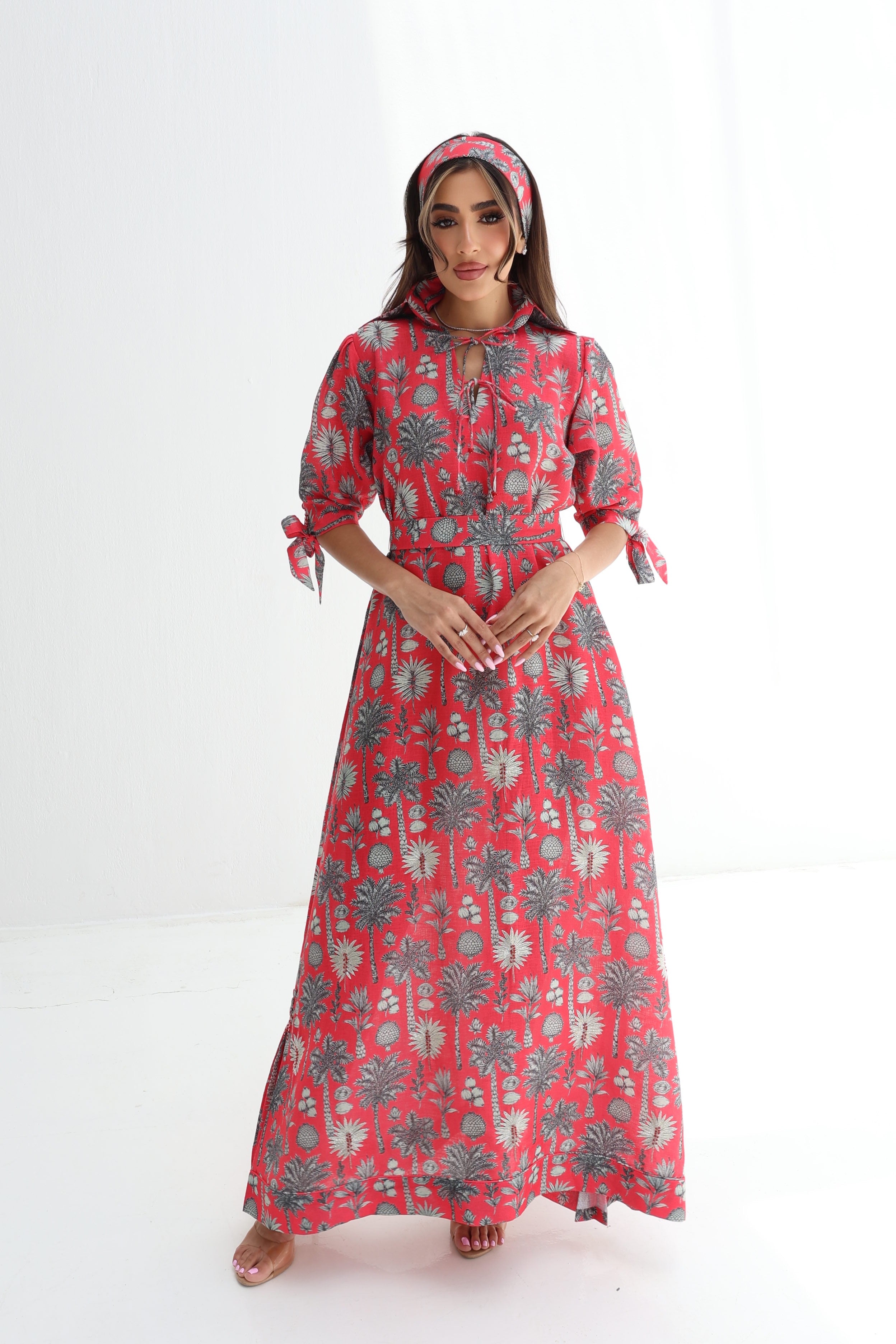 Marjan — L207 · Coral Palm & Pineapple Print