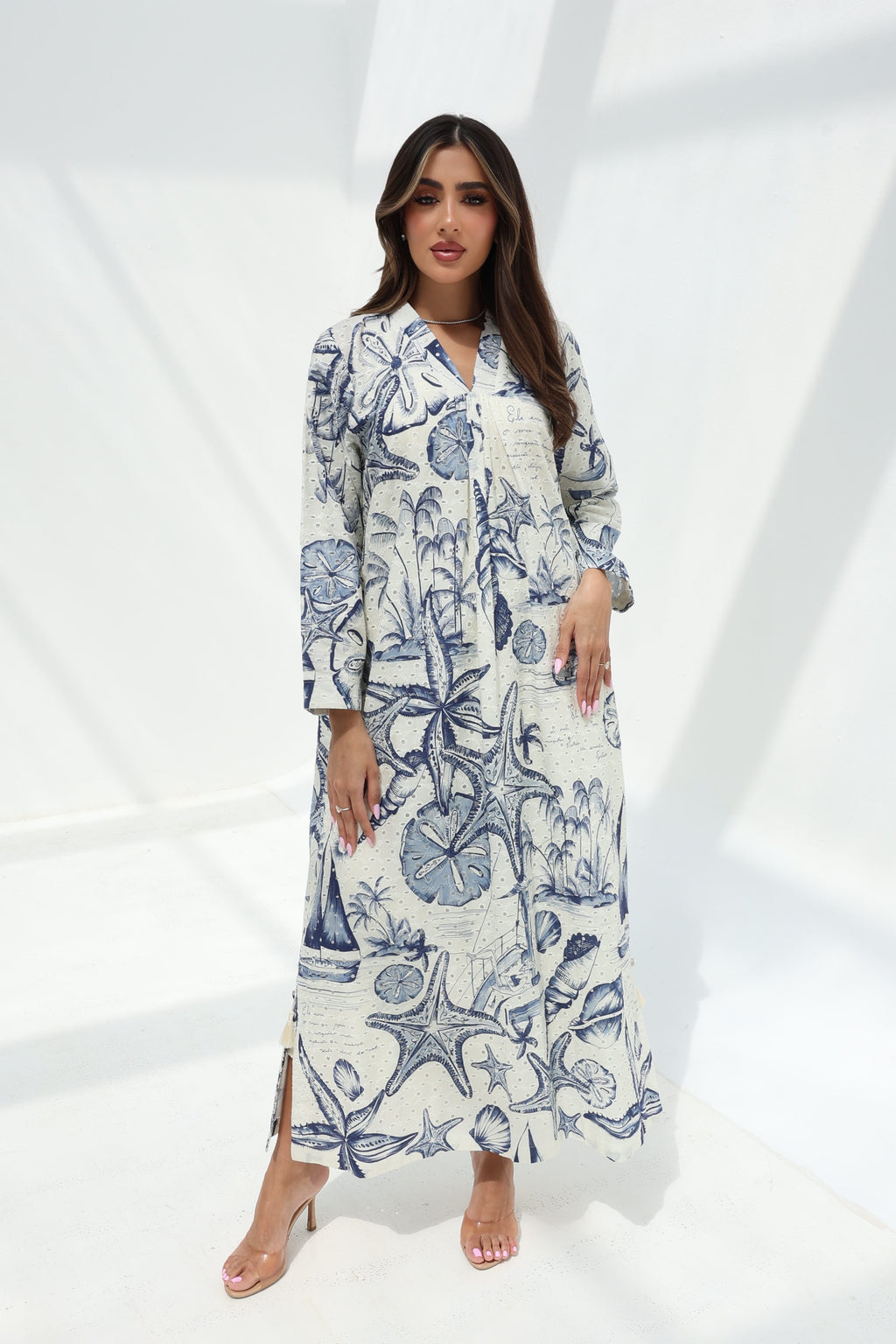 Marsa — C24 — Cream & Navy Coastal Toile Print V-Notch Cotton Jalabiya
