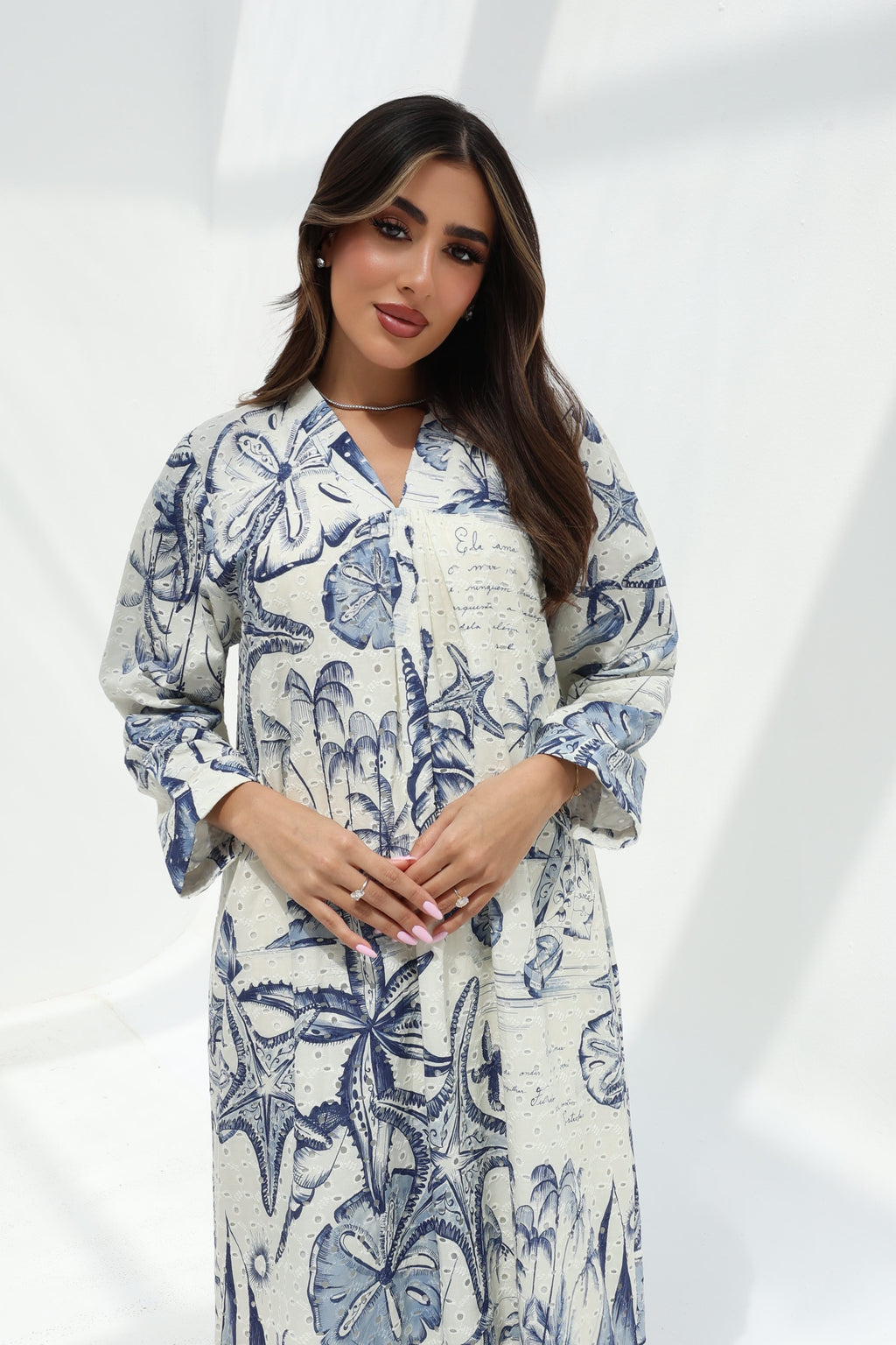 Marsa — C24 — Cream & Navy Coastal Toile Print V-Notch Cotton Jalabiya