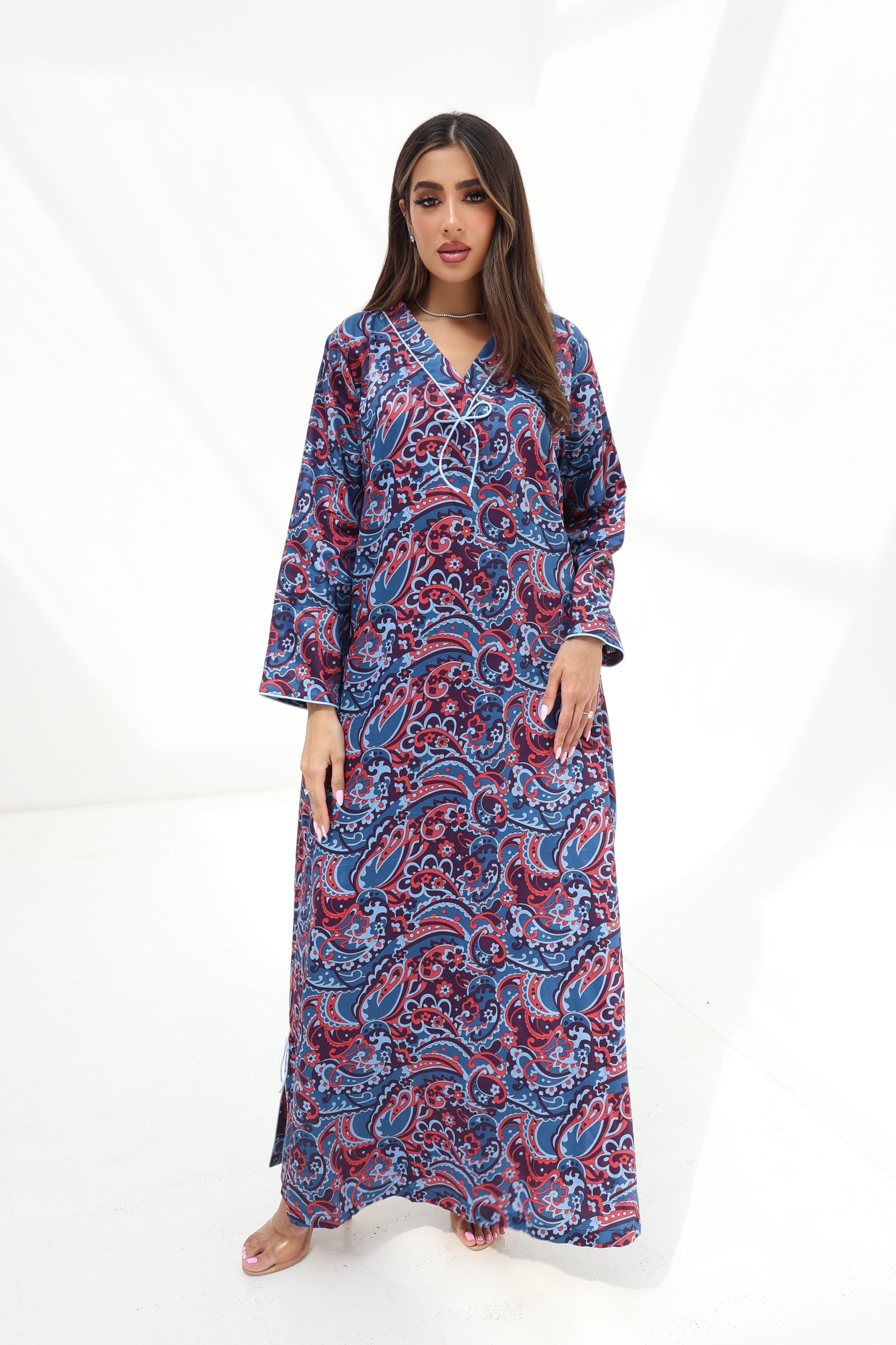 Kashmir — C26 — Navy & Crimson All-Over Paisley Print Lace-Tie V-Notch Cotton Jalabiya