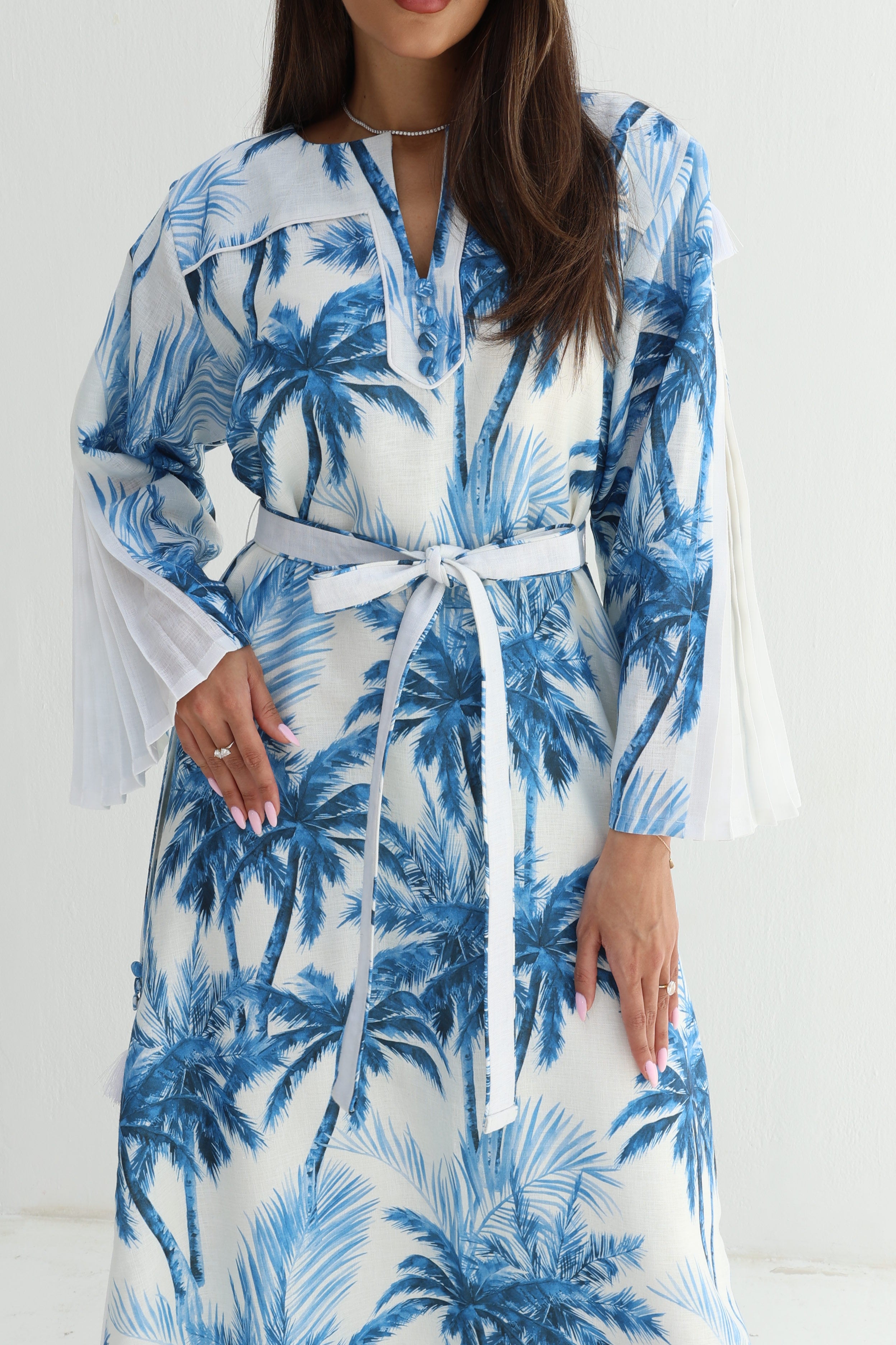 Nakhl — L191 — Blue Palm Print Linen Jalabiya with Pleated Sleeves