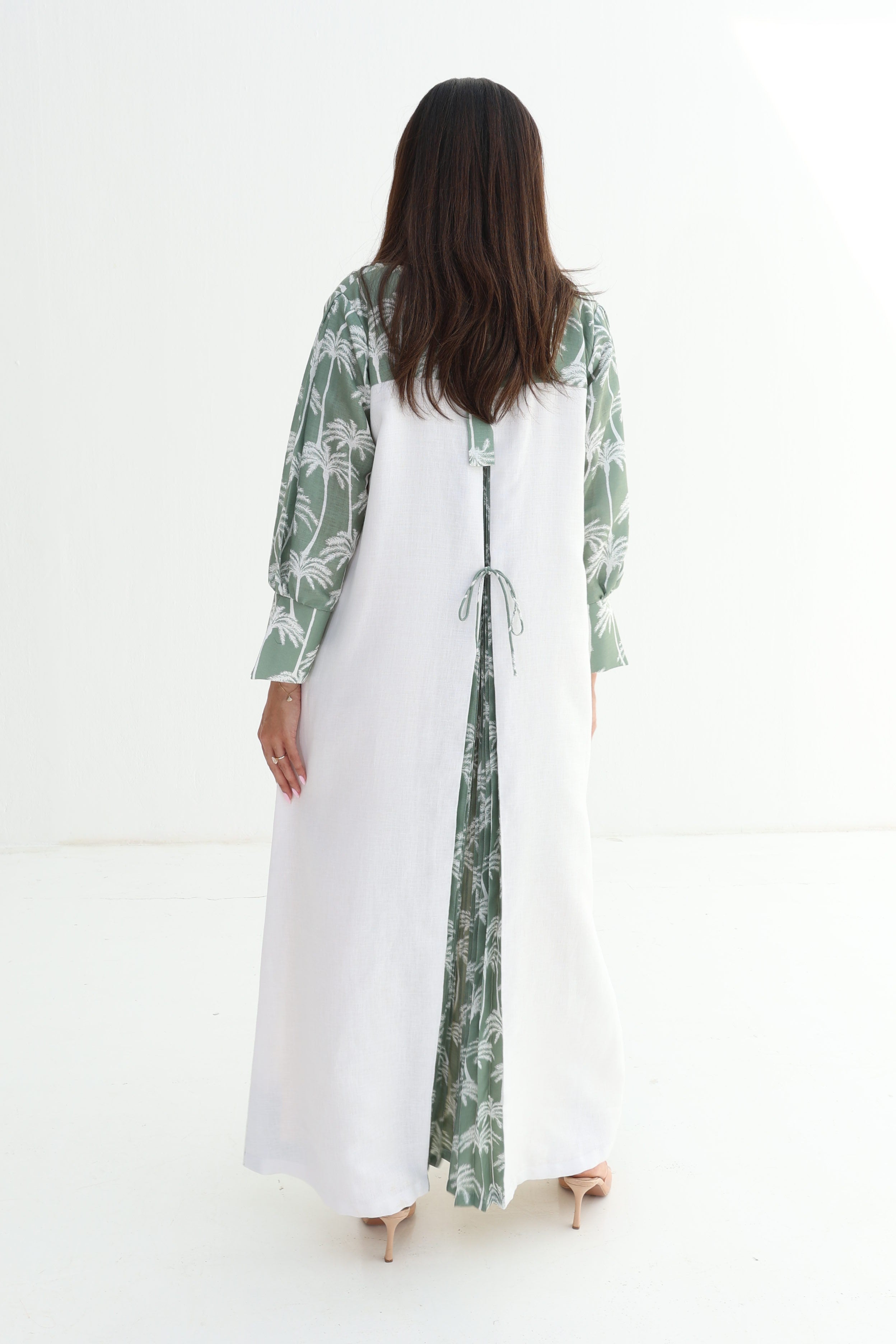 Nawras — L185 — Two-Tone Palm Print Linen Jalabiya
