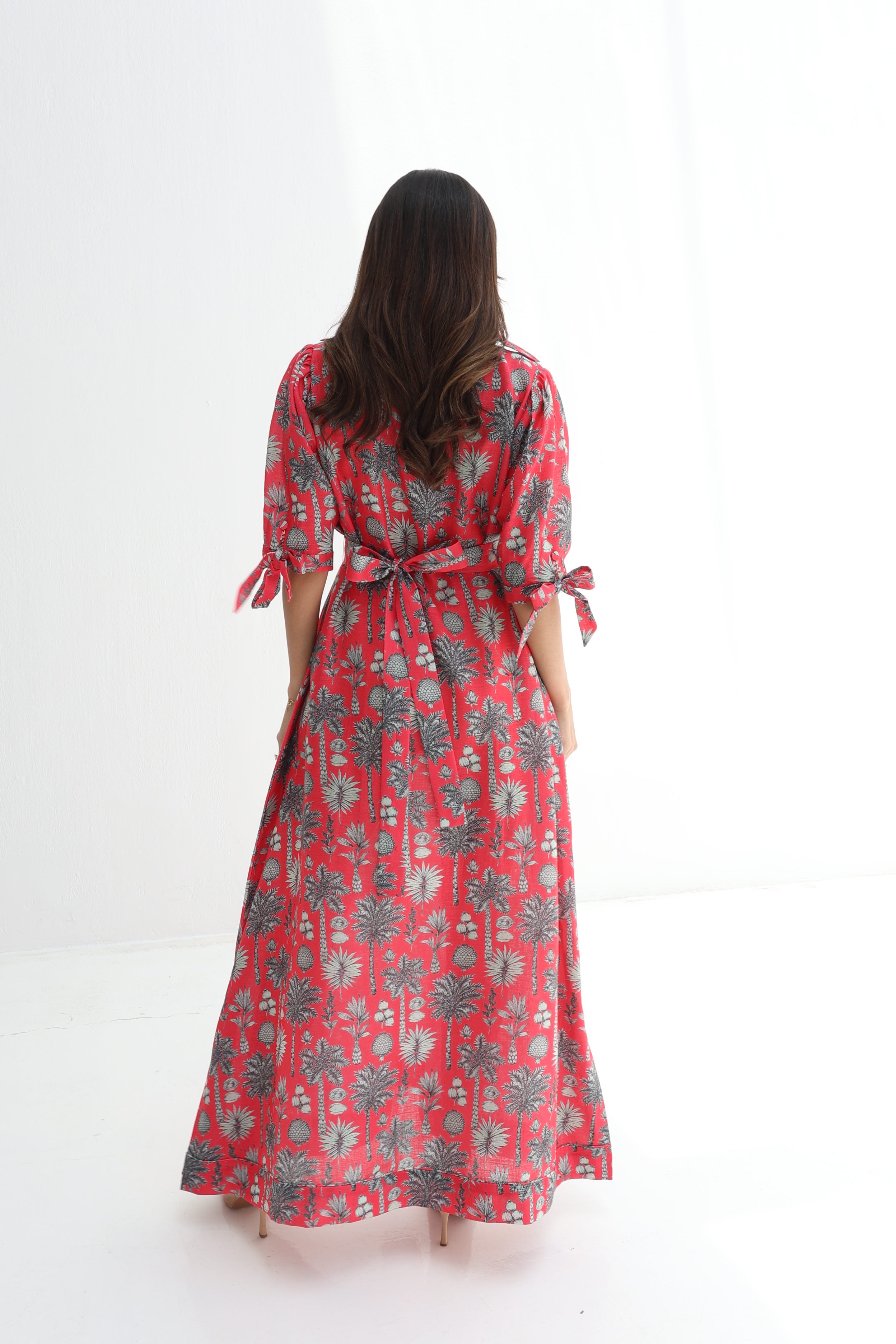 Marjan — L207 · Coral Palm & Pineapple Print