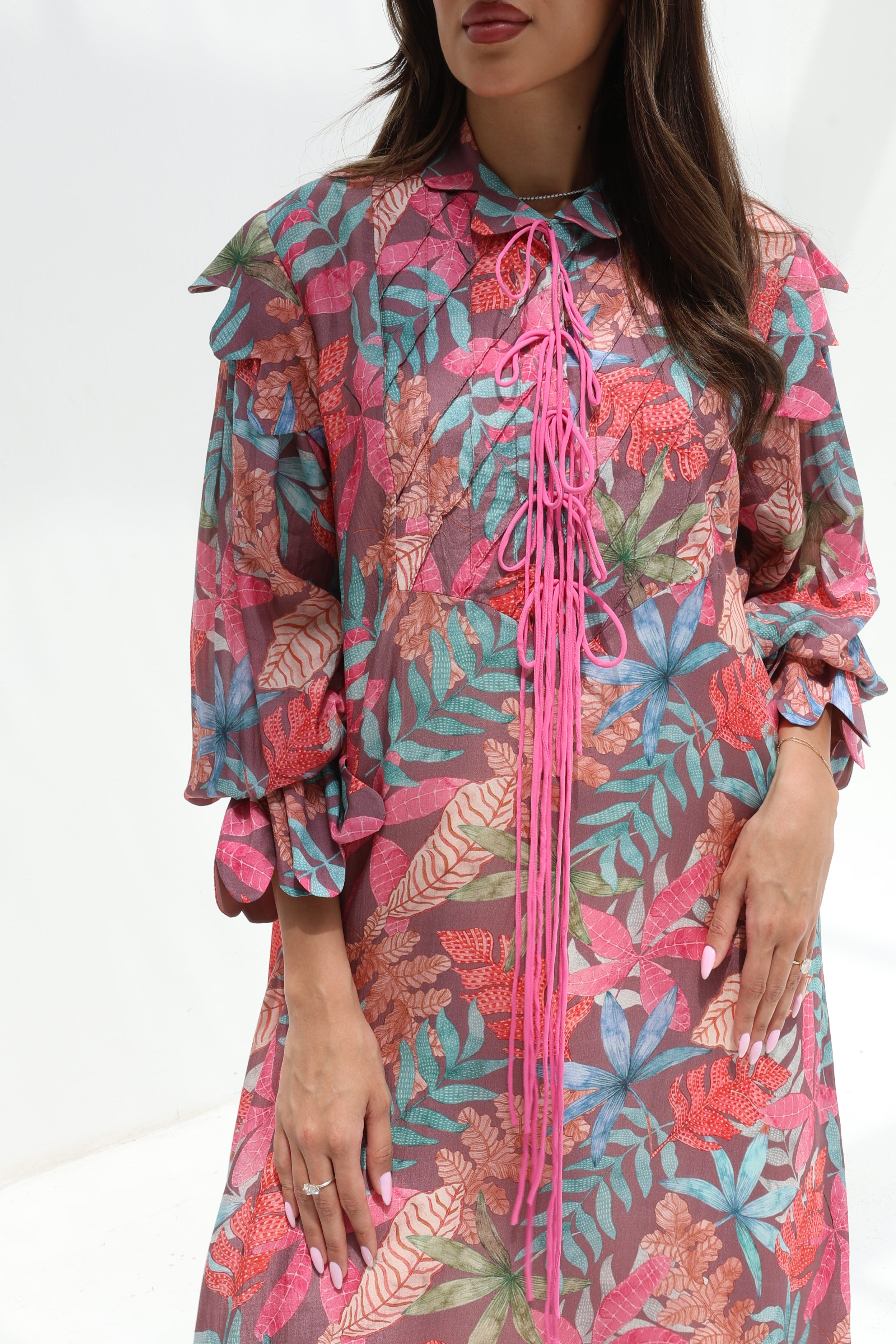 Wardah — L131 · Tropical Bloom