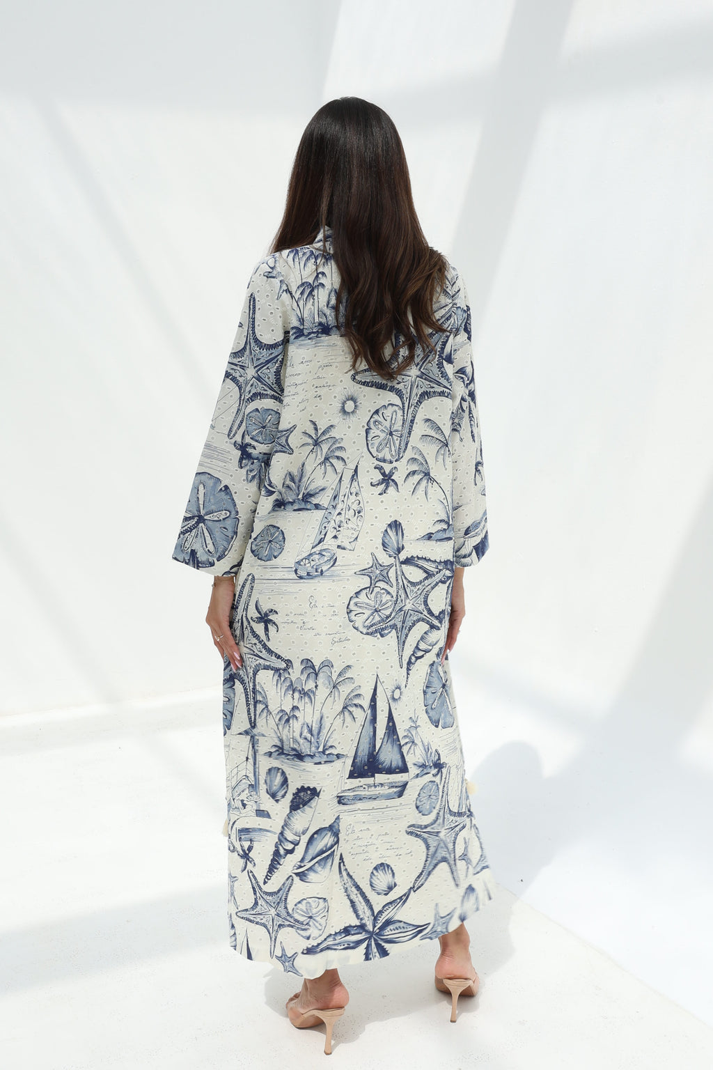 Marsa — C24 — Cream & Navy Coastal Toile Print V-Notch Cotton Jalabiya