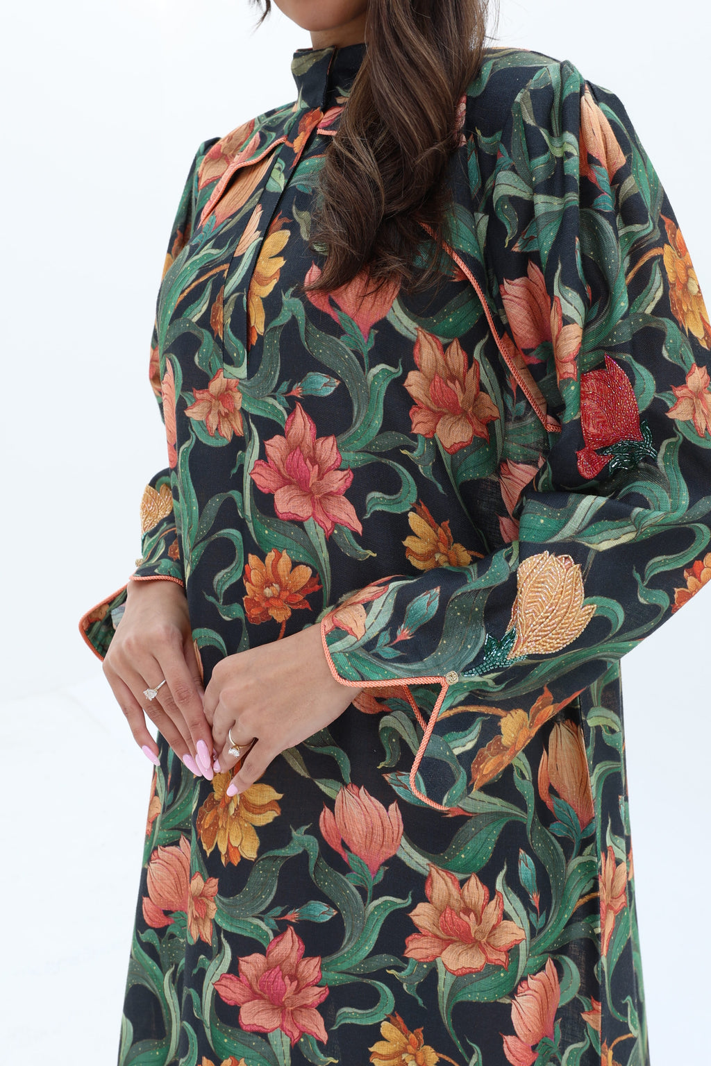 Yasmine — L206 · Botanical Bloom