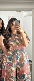 Tayr — Parrot Print Linen Set