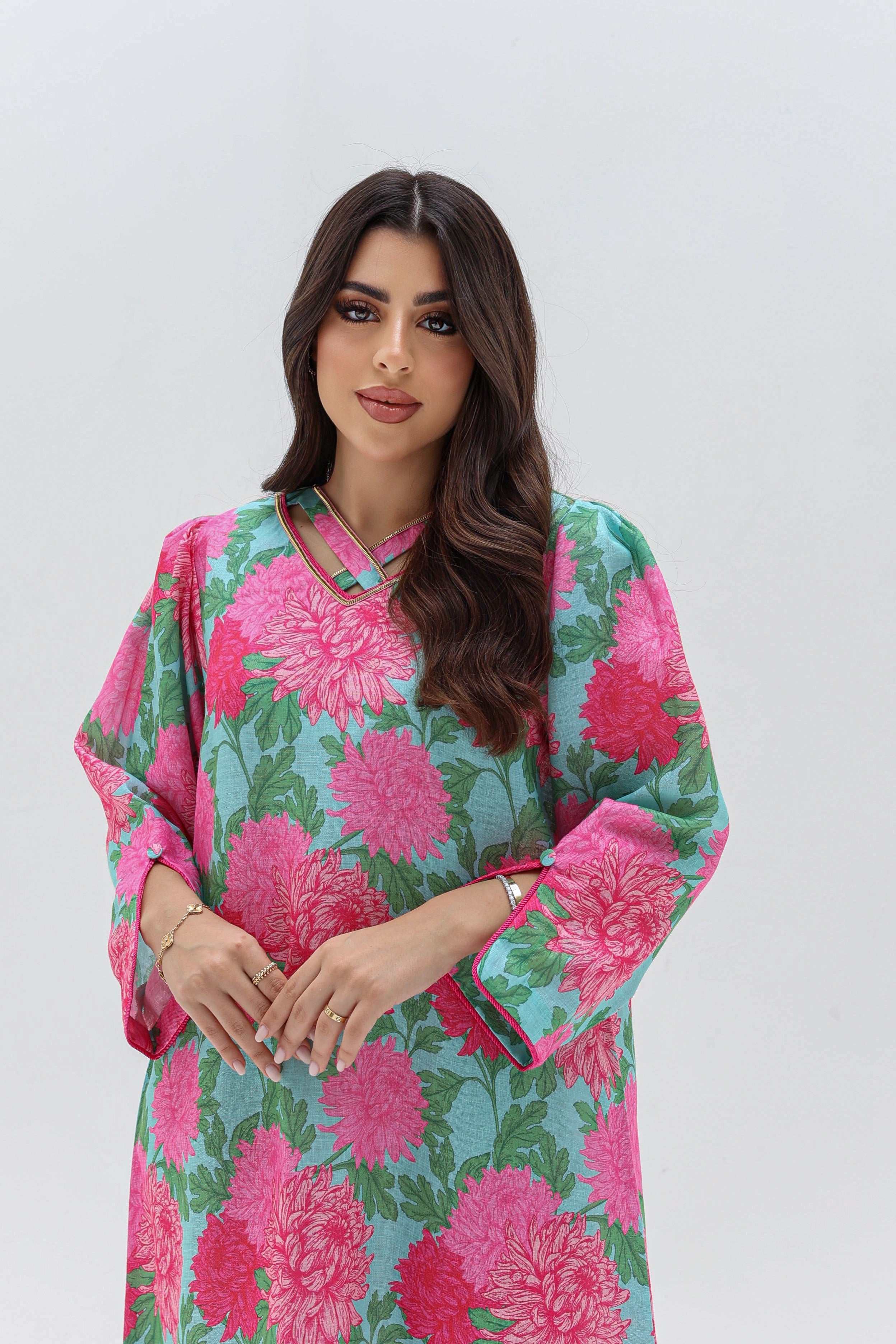 Wafa - L103 - Cyan Pink