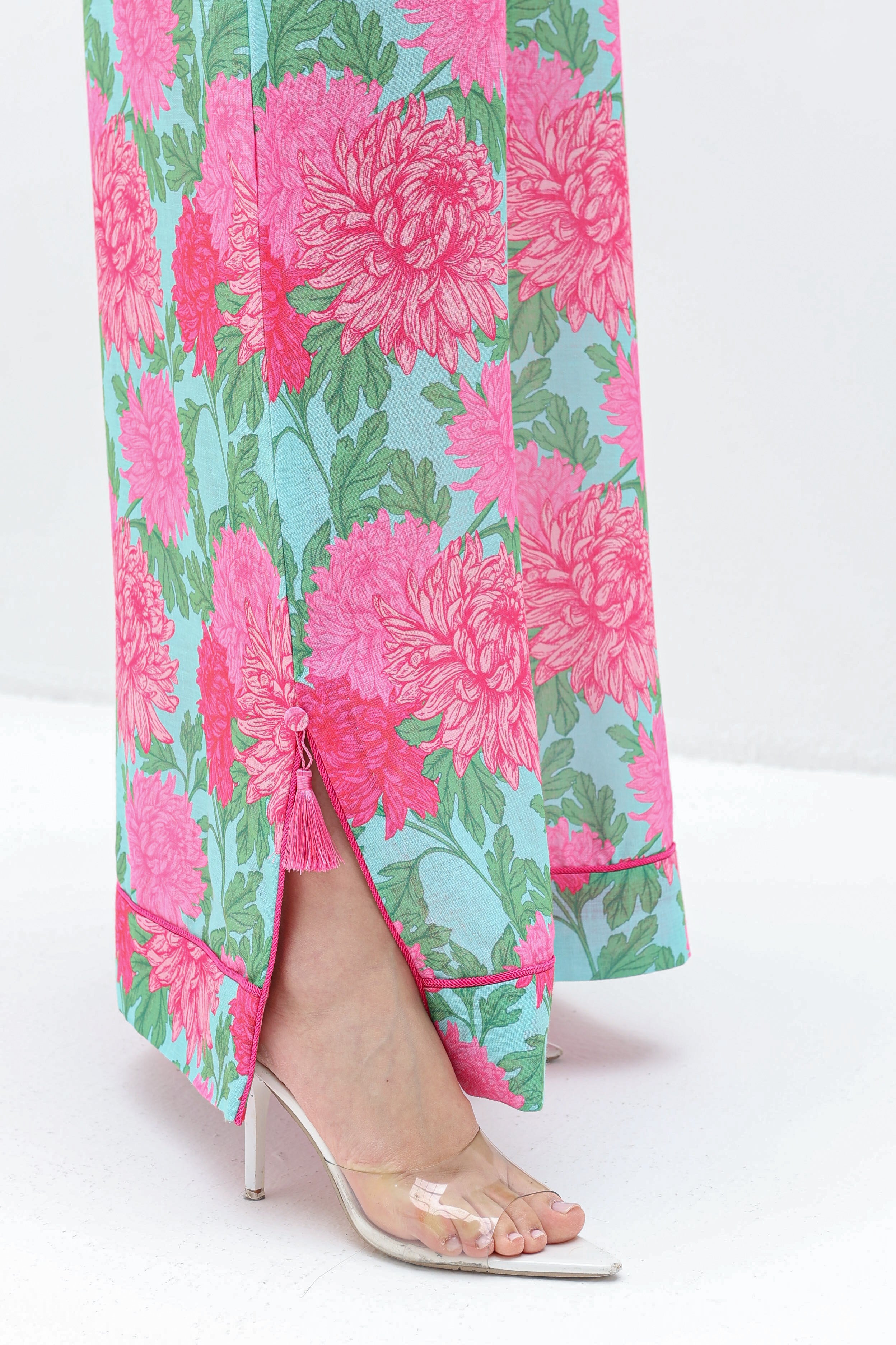 Wafa - L103 - Cyan Pink