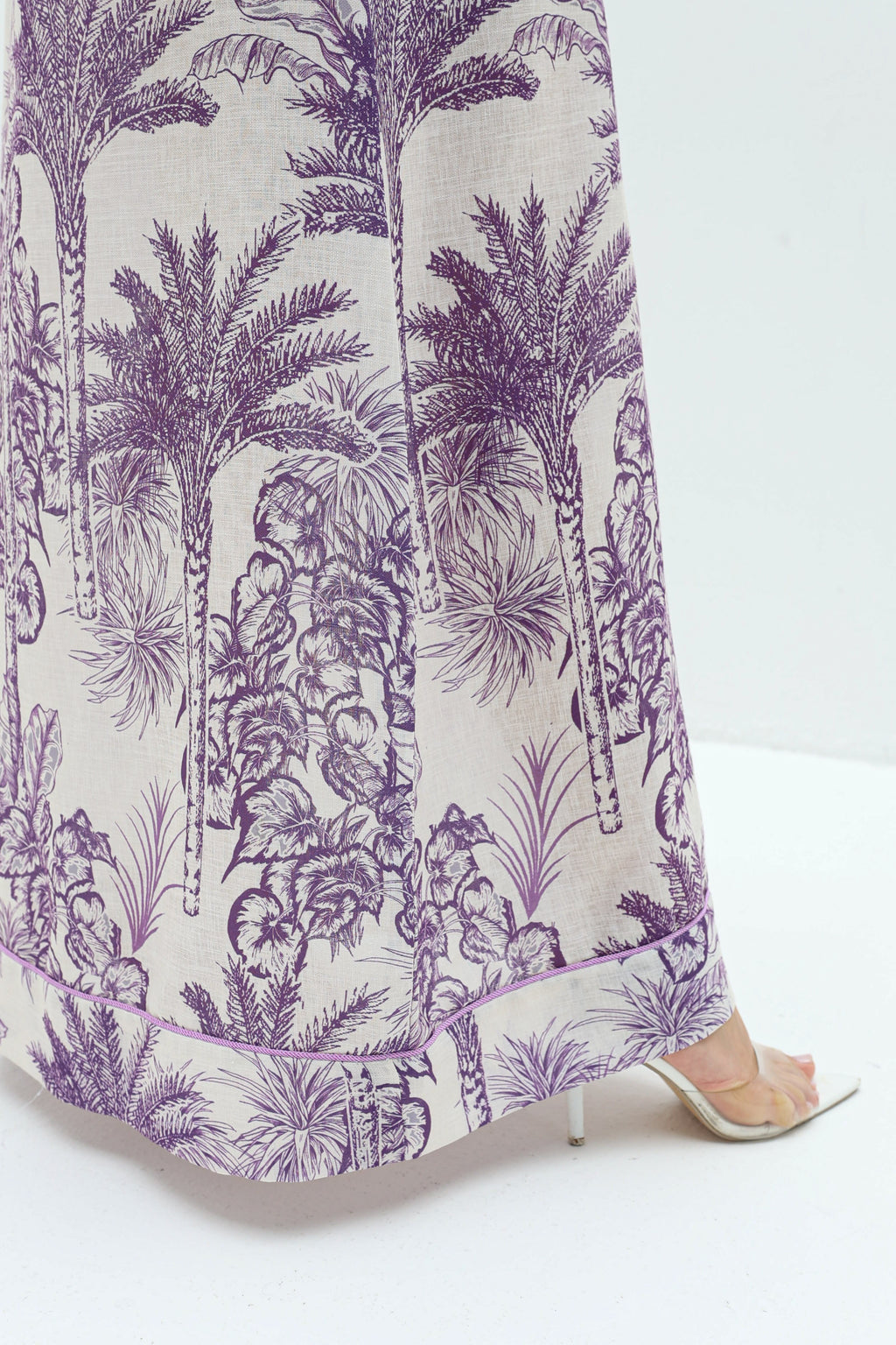 Ghalia - L104 - White Purple