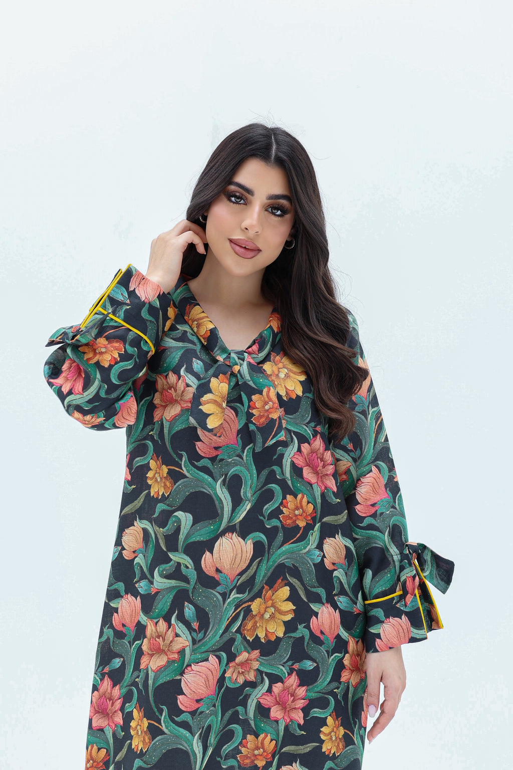 Noor - L105 - Dark Ribbon