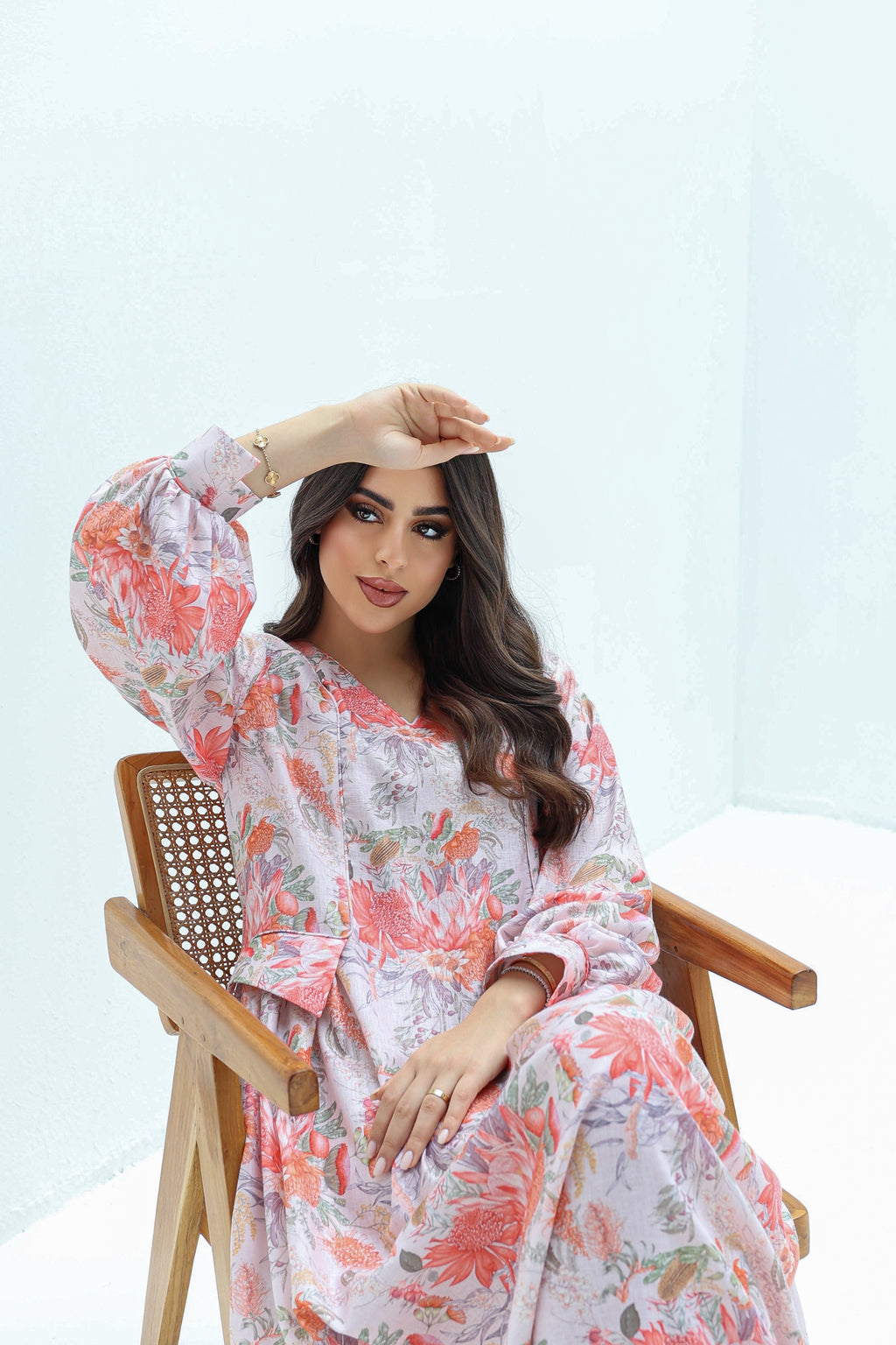 Lara - L108 - Floral Pastel Pink