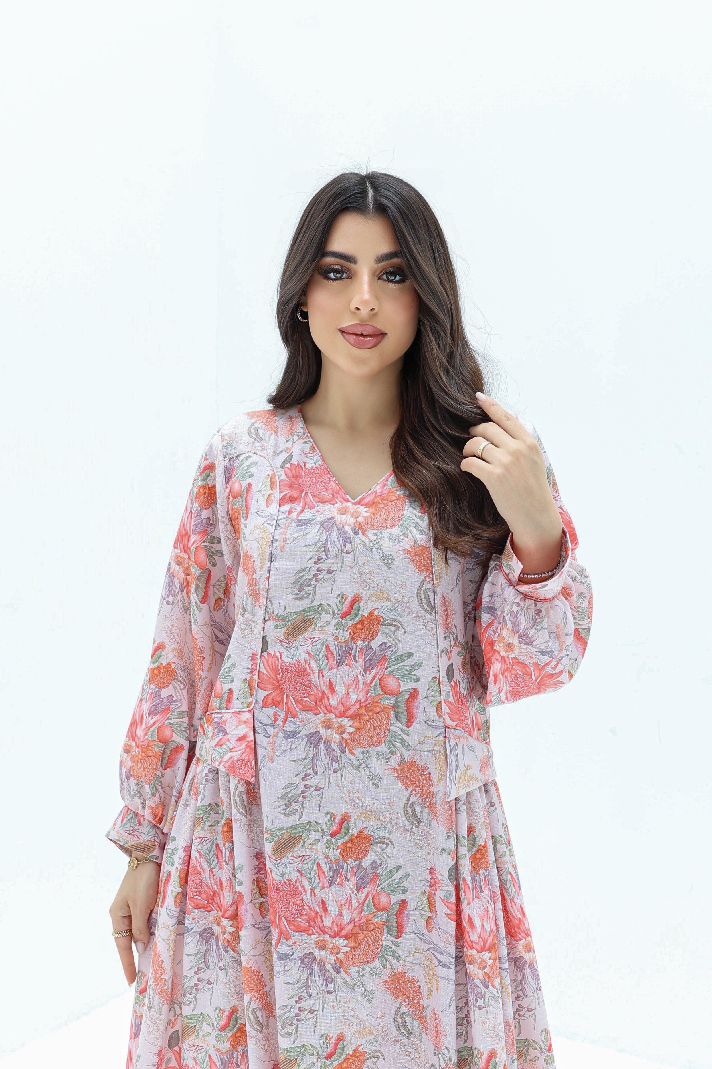 Lara - L108 - Floral Pastel Pink