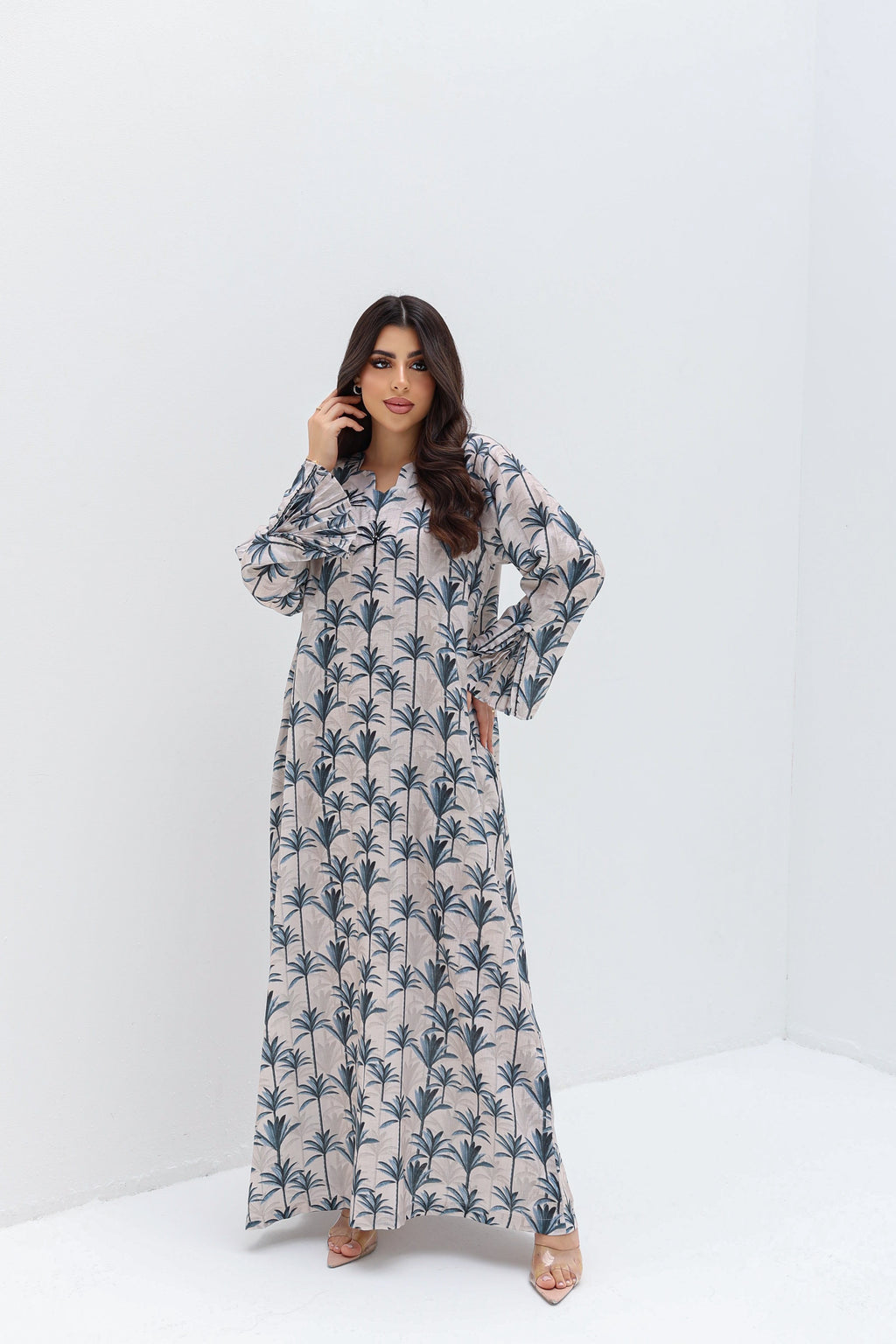 Noura - L110 - Pleats Palm