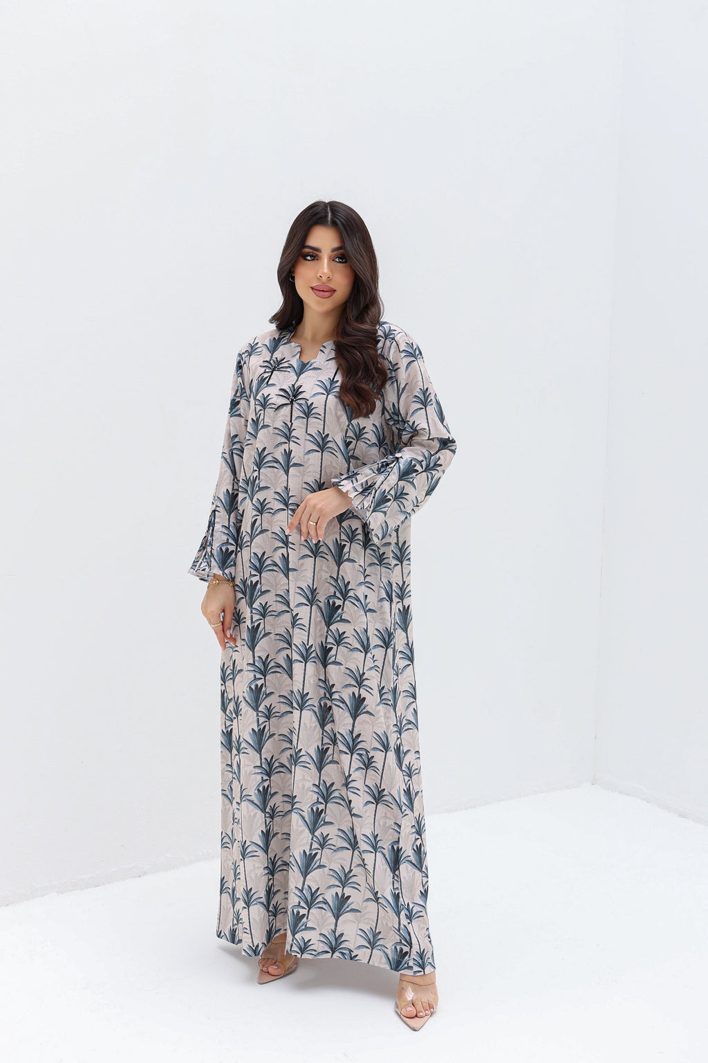 Noura - L110 - Pleats Palm