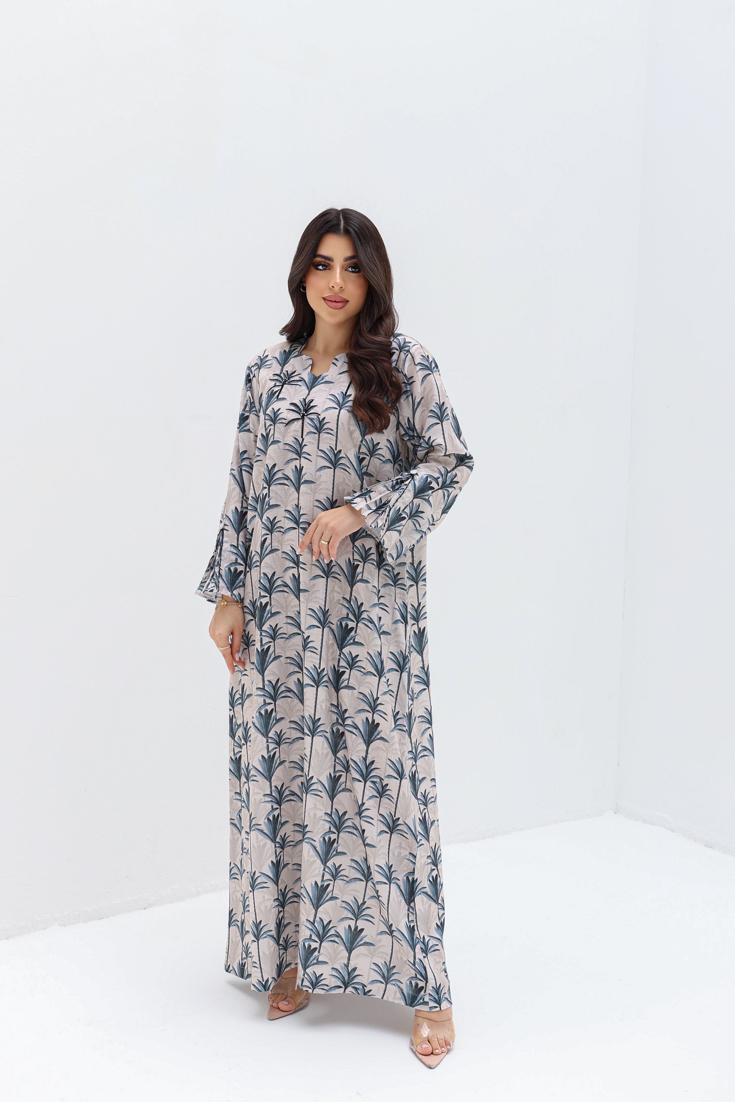 Noura - L110 - Pleats Palm