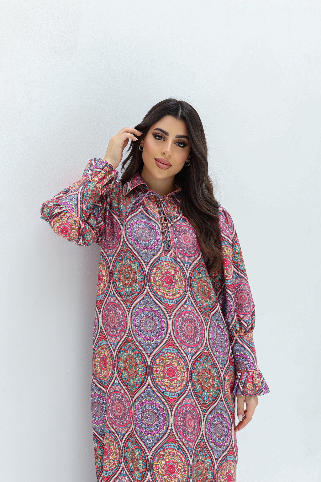 Yasmin - L112 - Abstract
