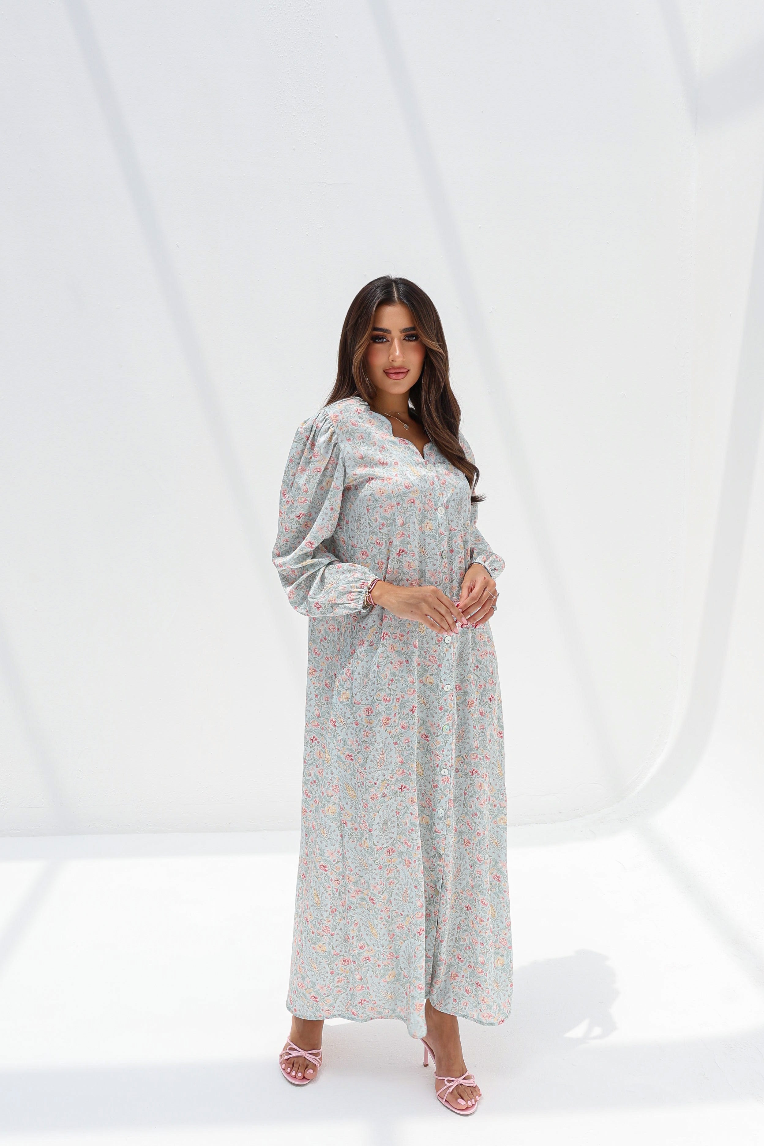 Nada - L125 - Light Floral