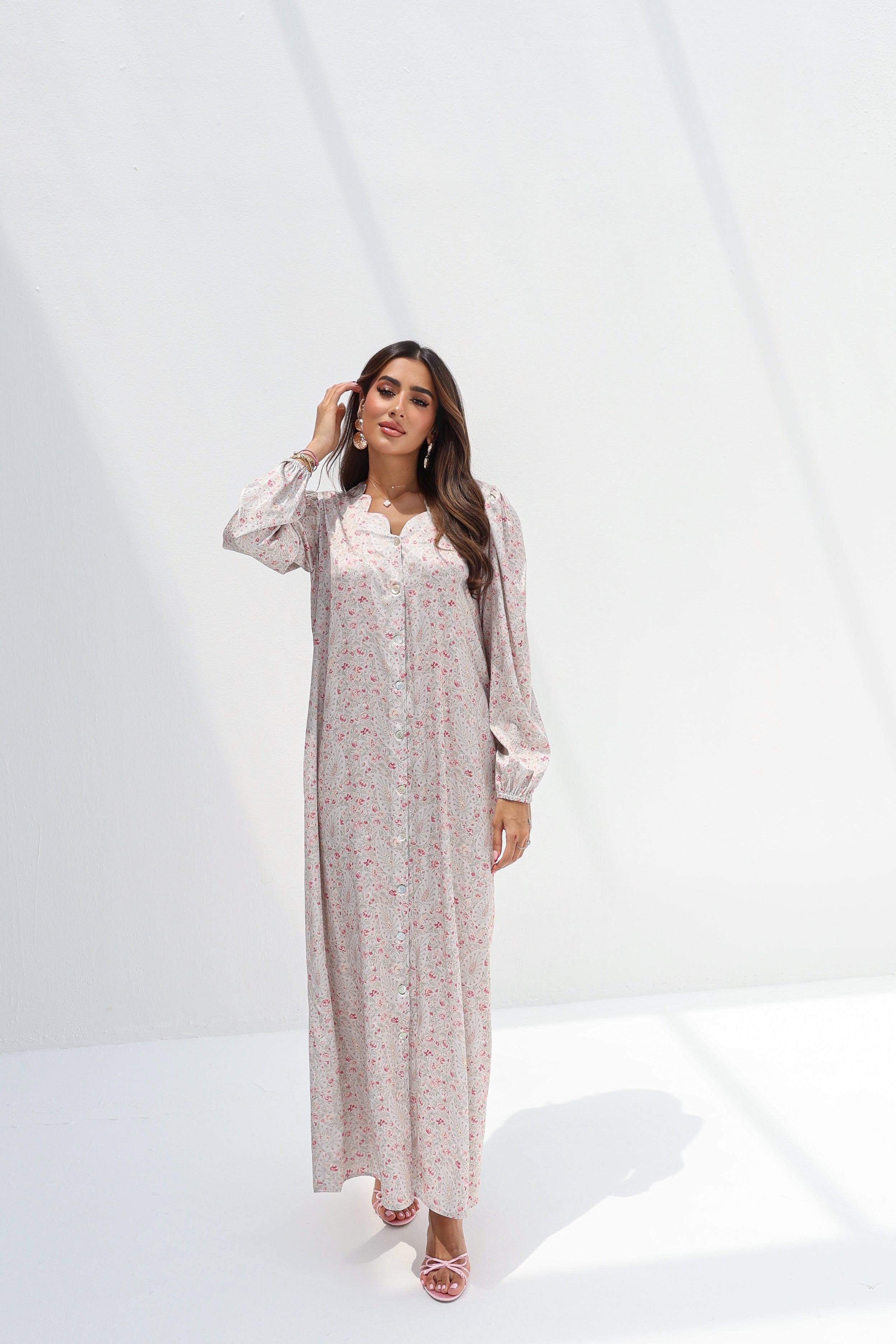Rima - L126 - Pale Floral