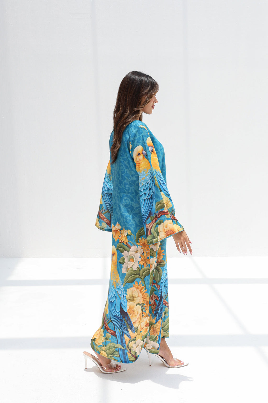 Tara - L153 - Blue Bird