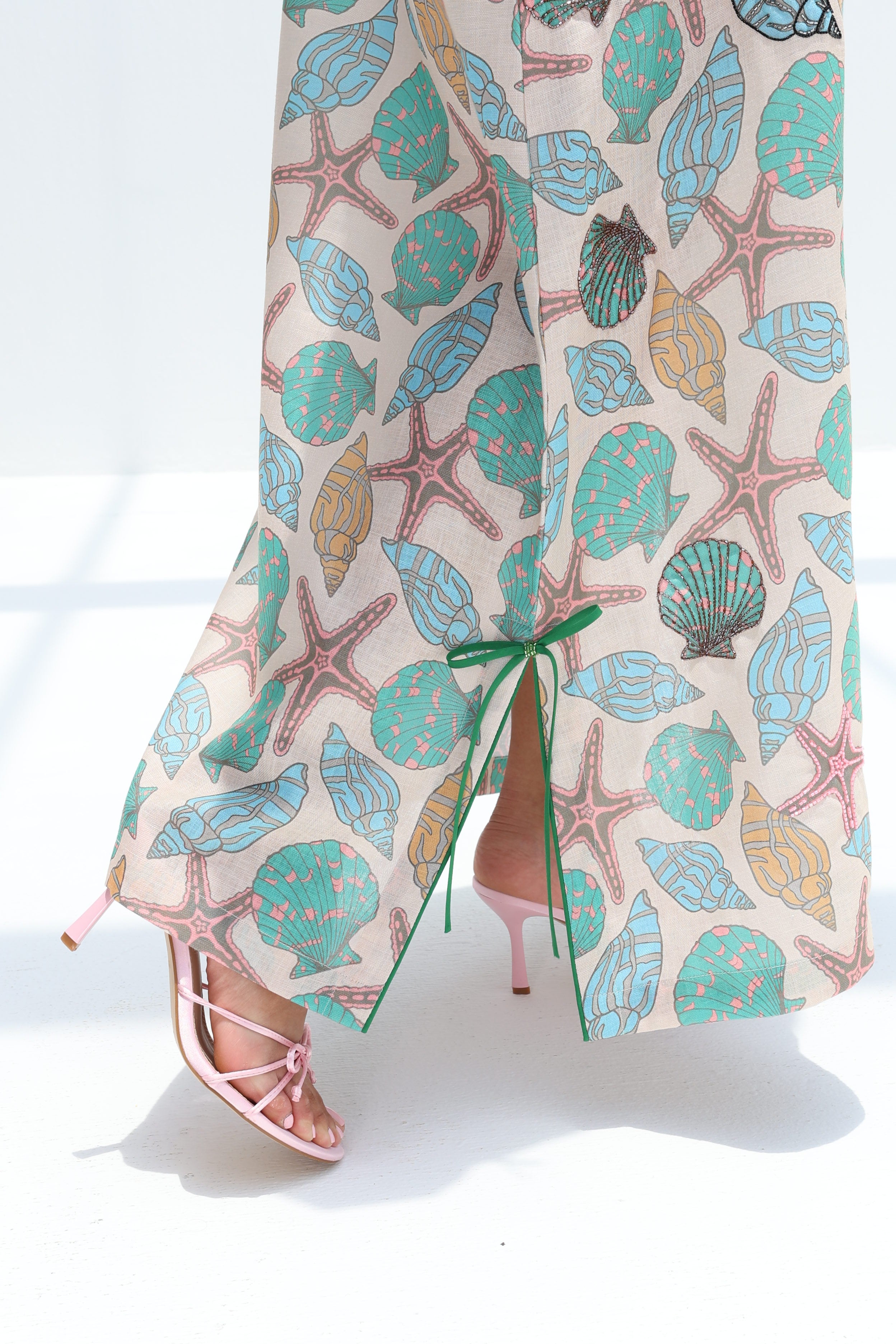 Coral - L161 - Seashell Embroid 2