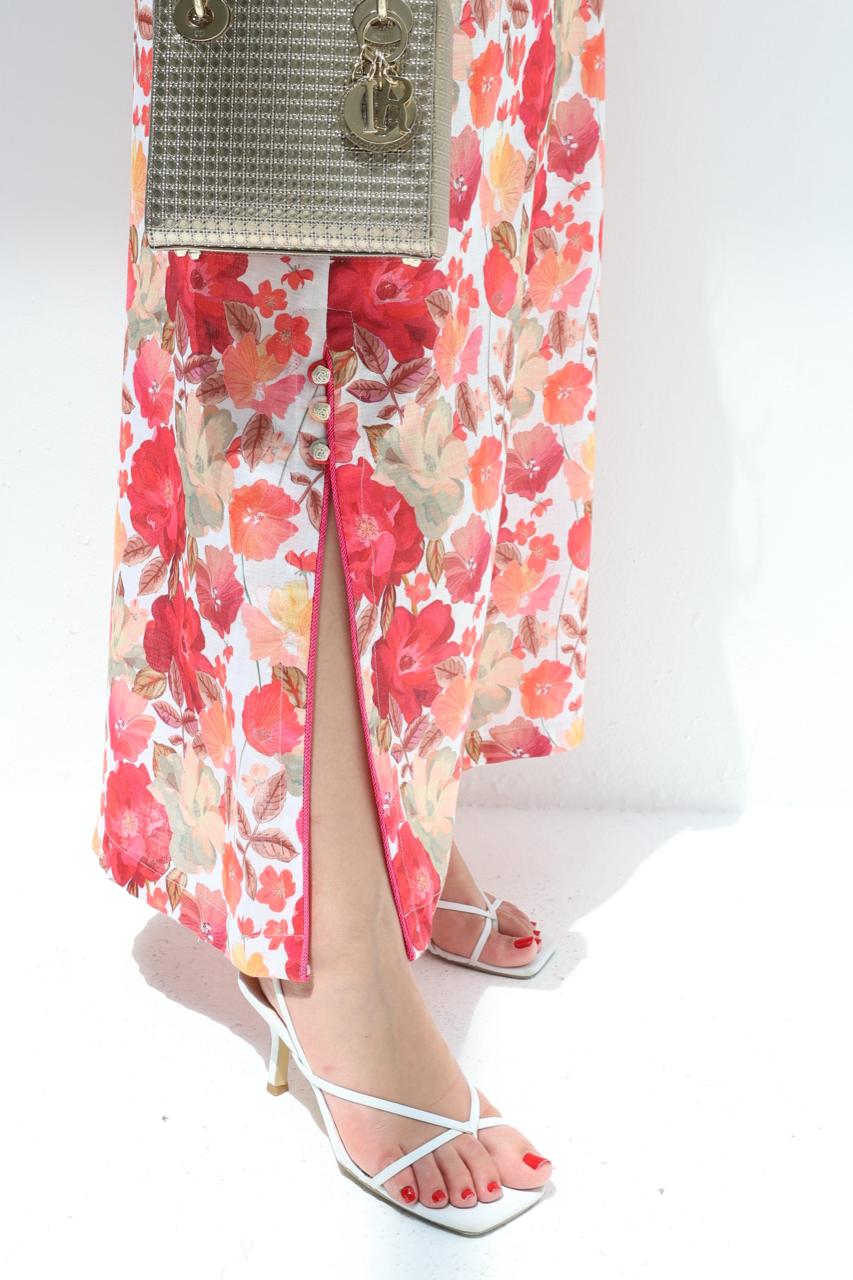 Zahra - L21 - Red Floral