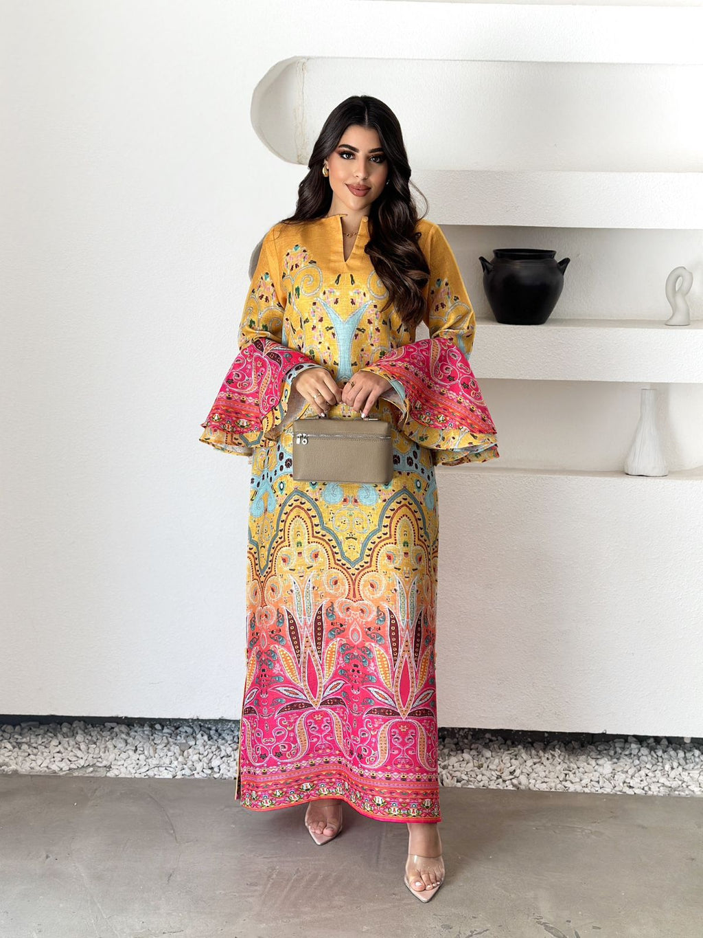 Zara — L48 · Bell