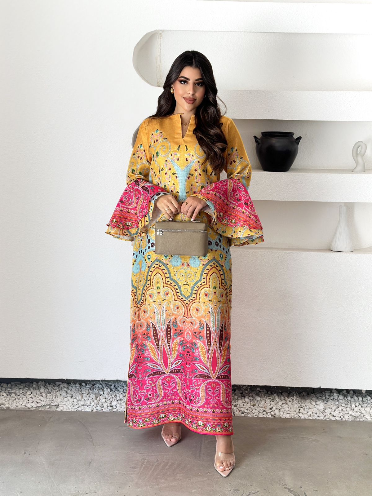 Zara — L48 · Bell
