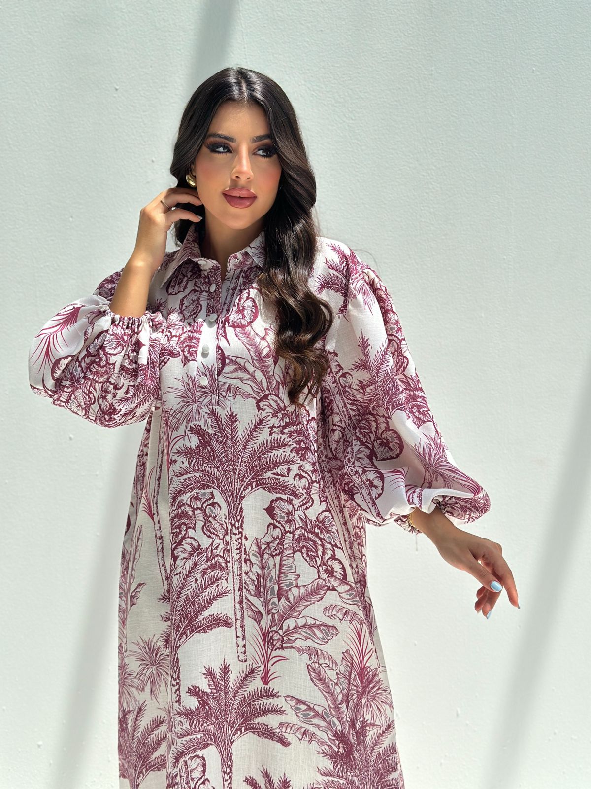 Dina - L63 - Magenta Palm