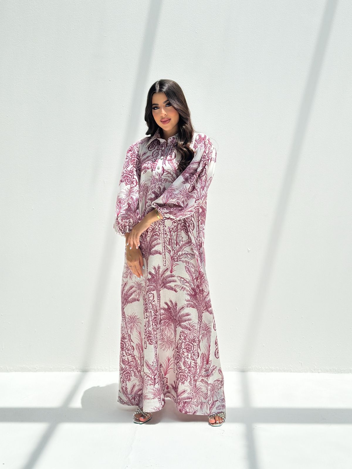 Dina - L63 - Magenta Palm