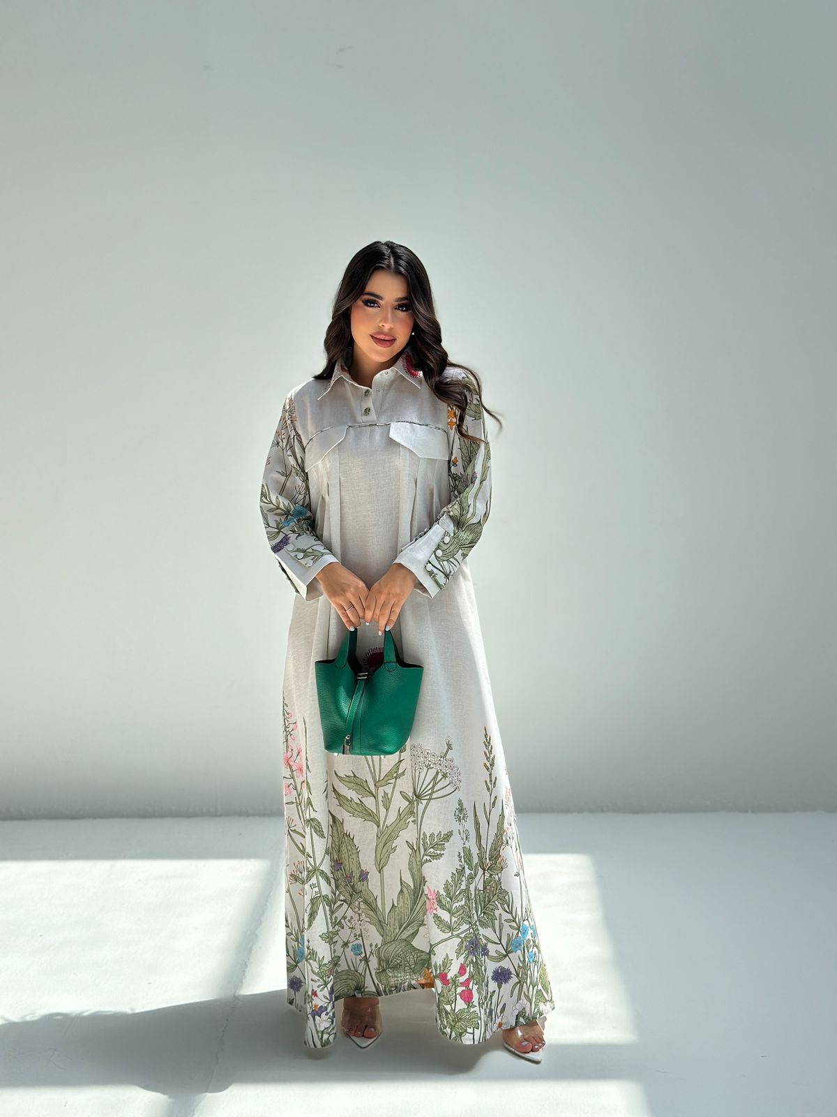 Abeer - L74 - White Garden