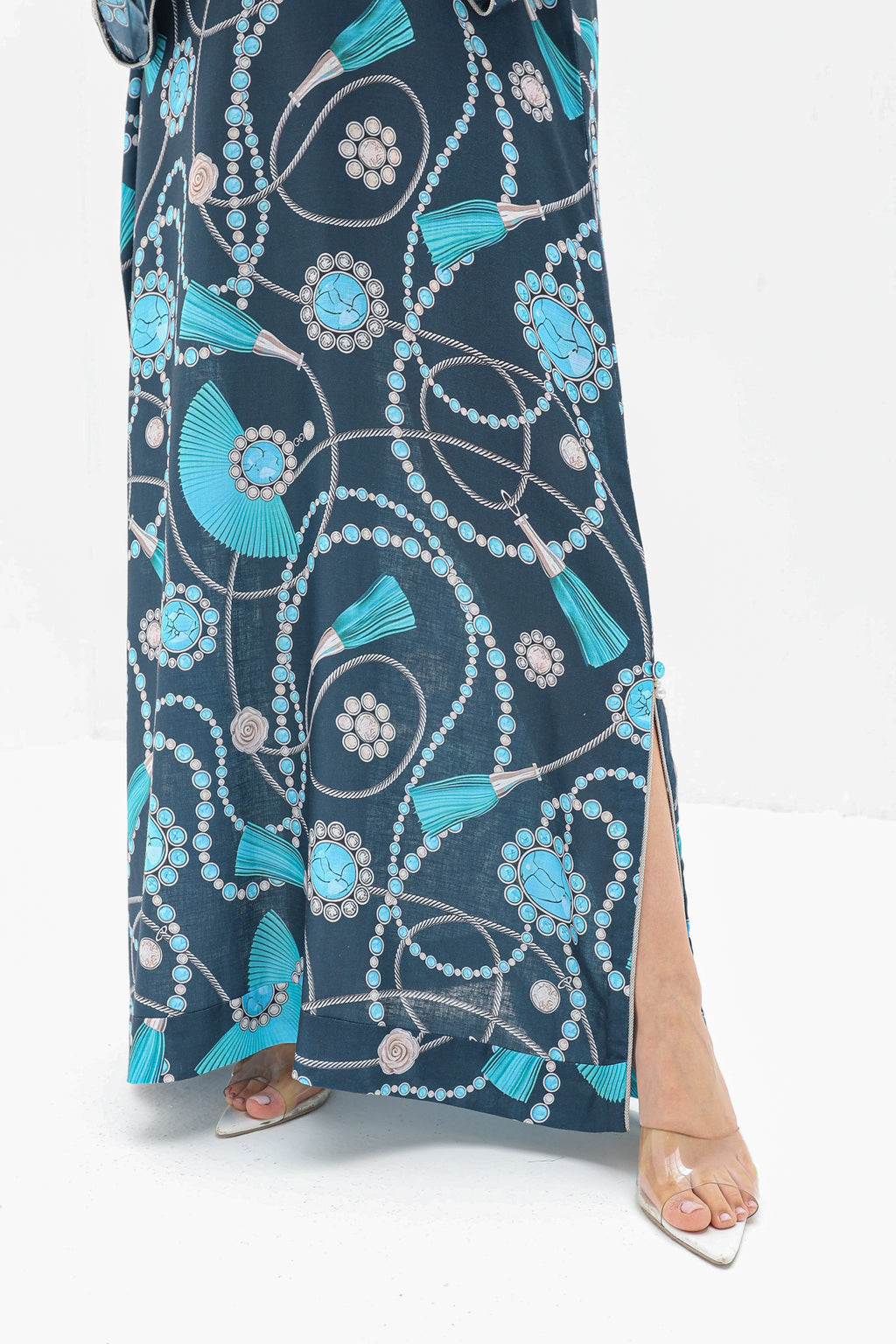 Layla - L83 - Navy Pearl