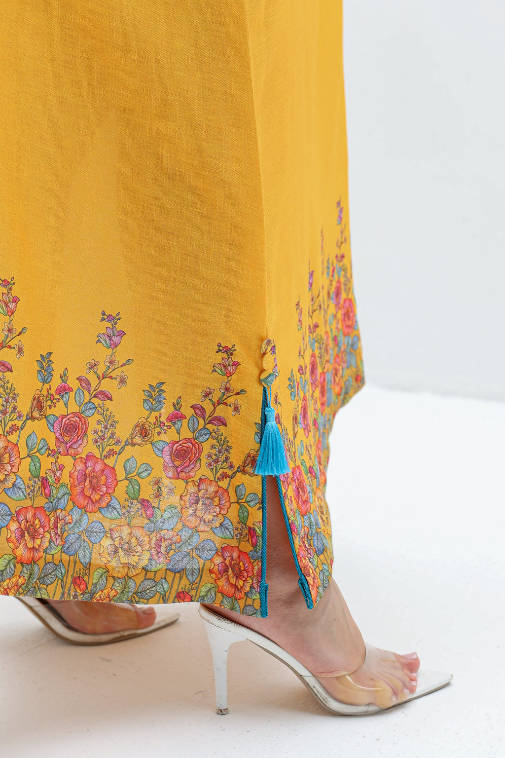 Shams - L84 - Mustard Rose