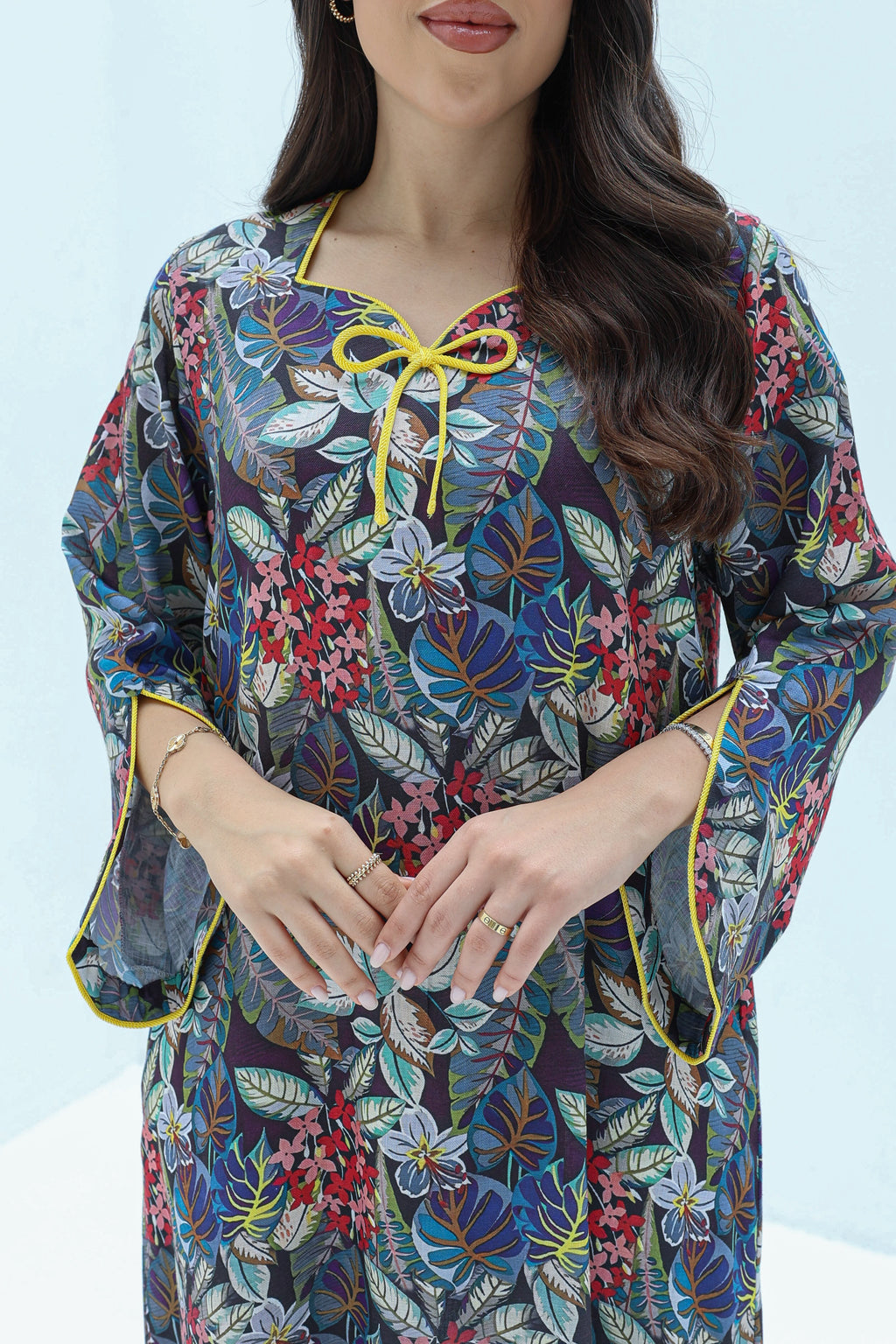 Amira - L85 - Leaves Print