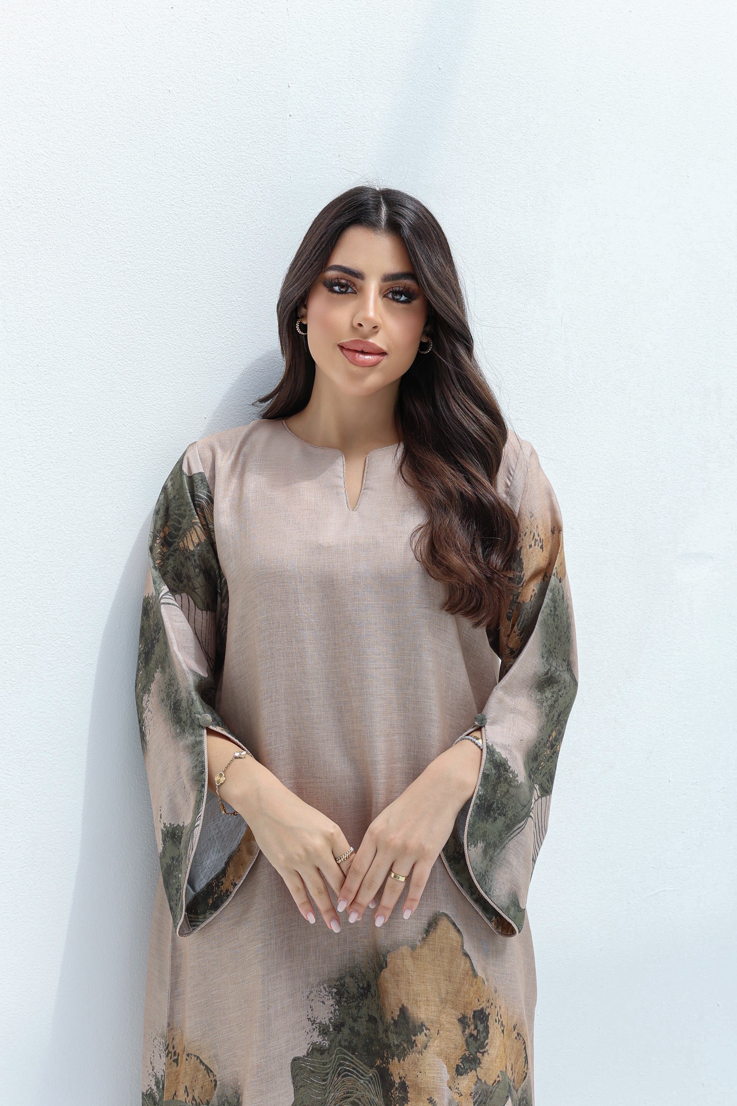 Lara - L89 - Beige Print