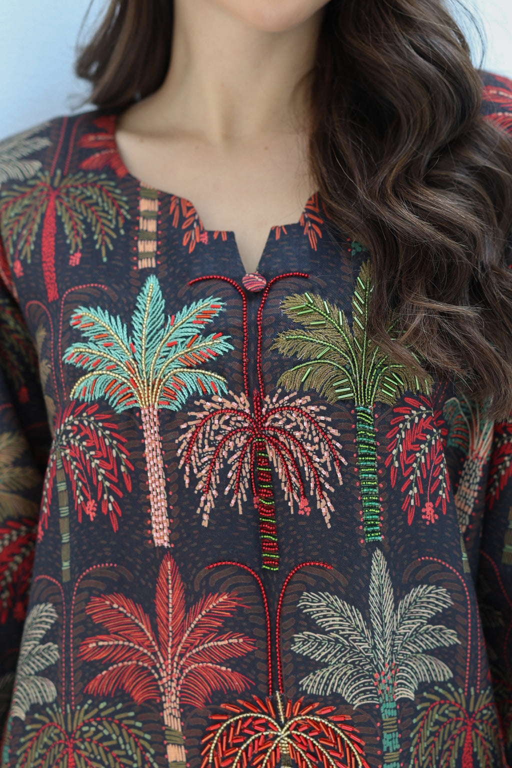 Layla - L98 - Dark Palm