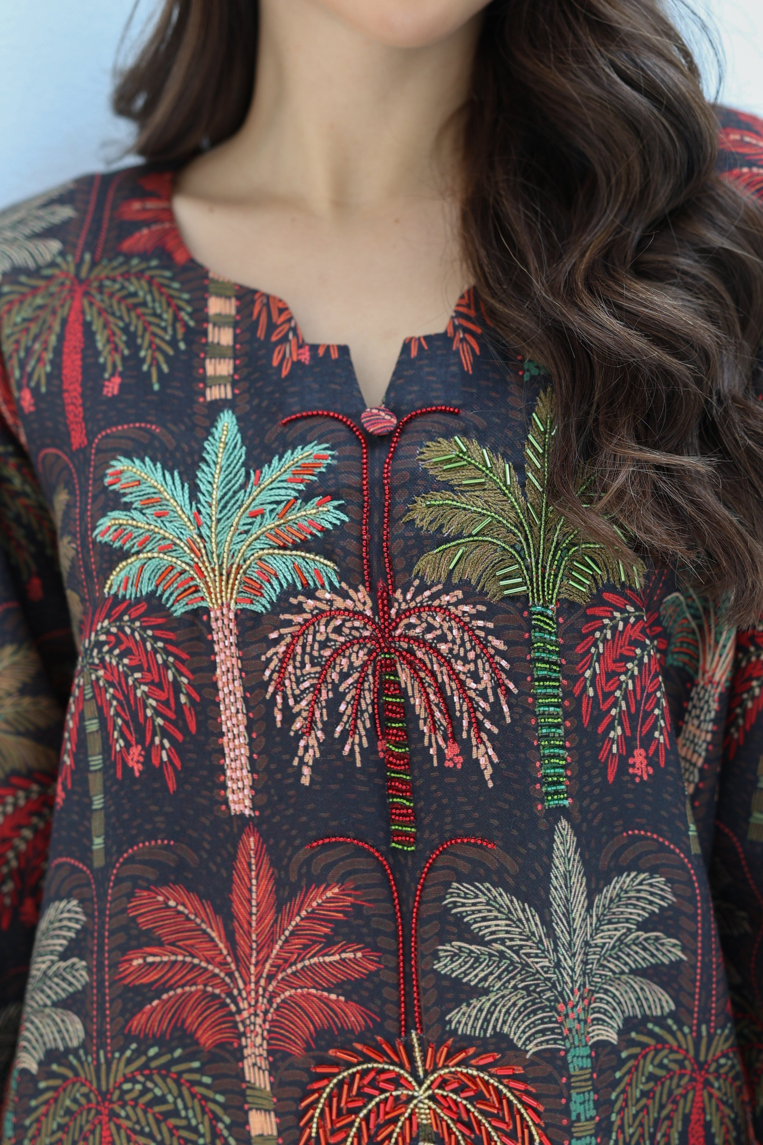 Layla - L98 - Dark Palm