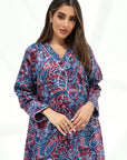 V-neckline with contrast piping on Classic Paisley Print Cotton Jalabiya
