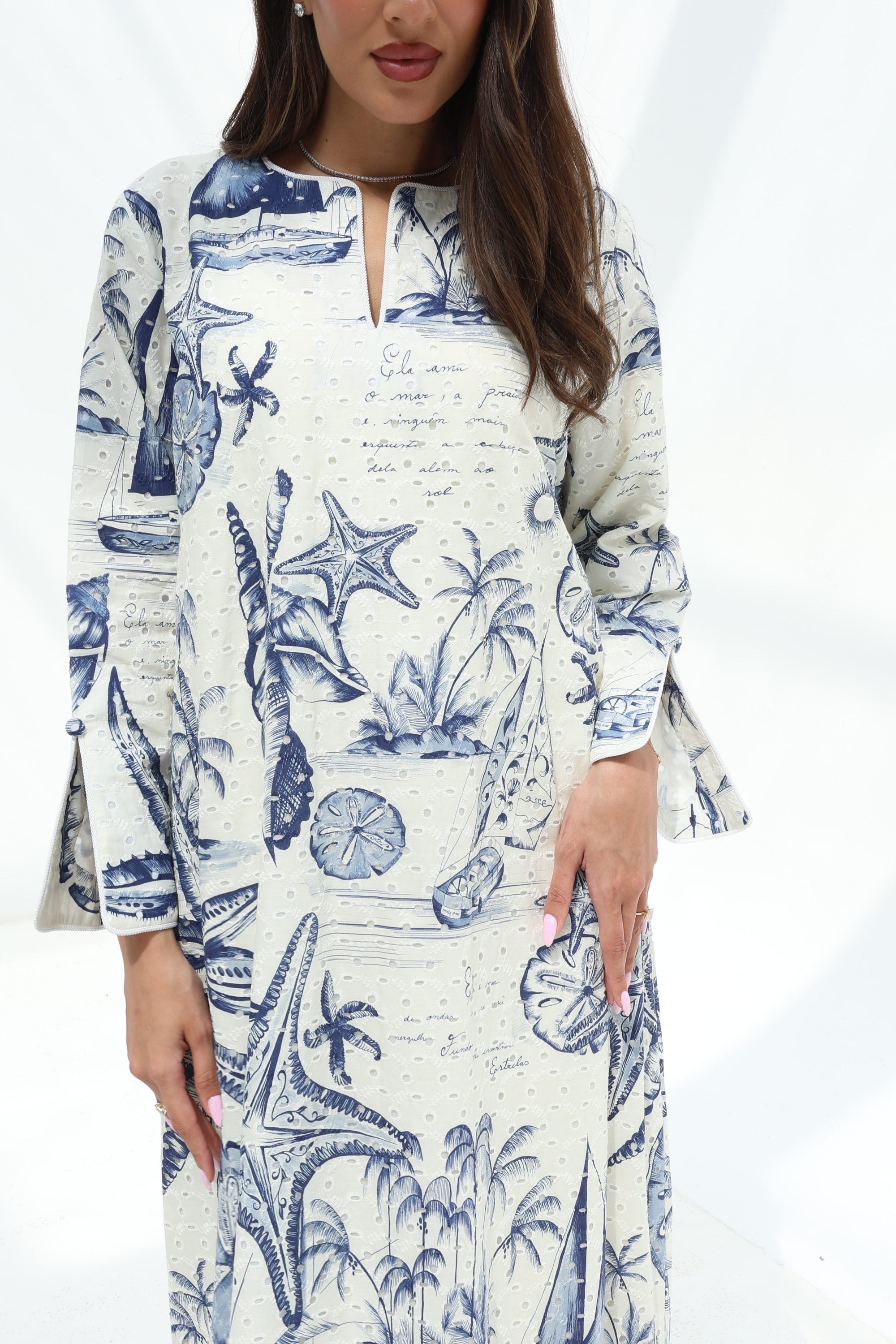 Split cuff with decorative button detail on Coastal Seashell Print Cotton Jalabiya